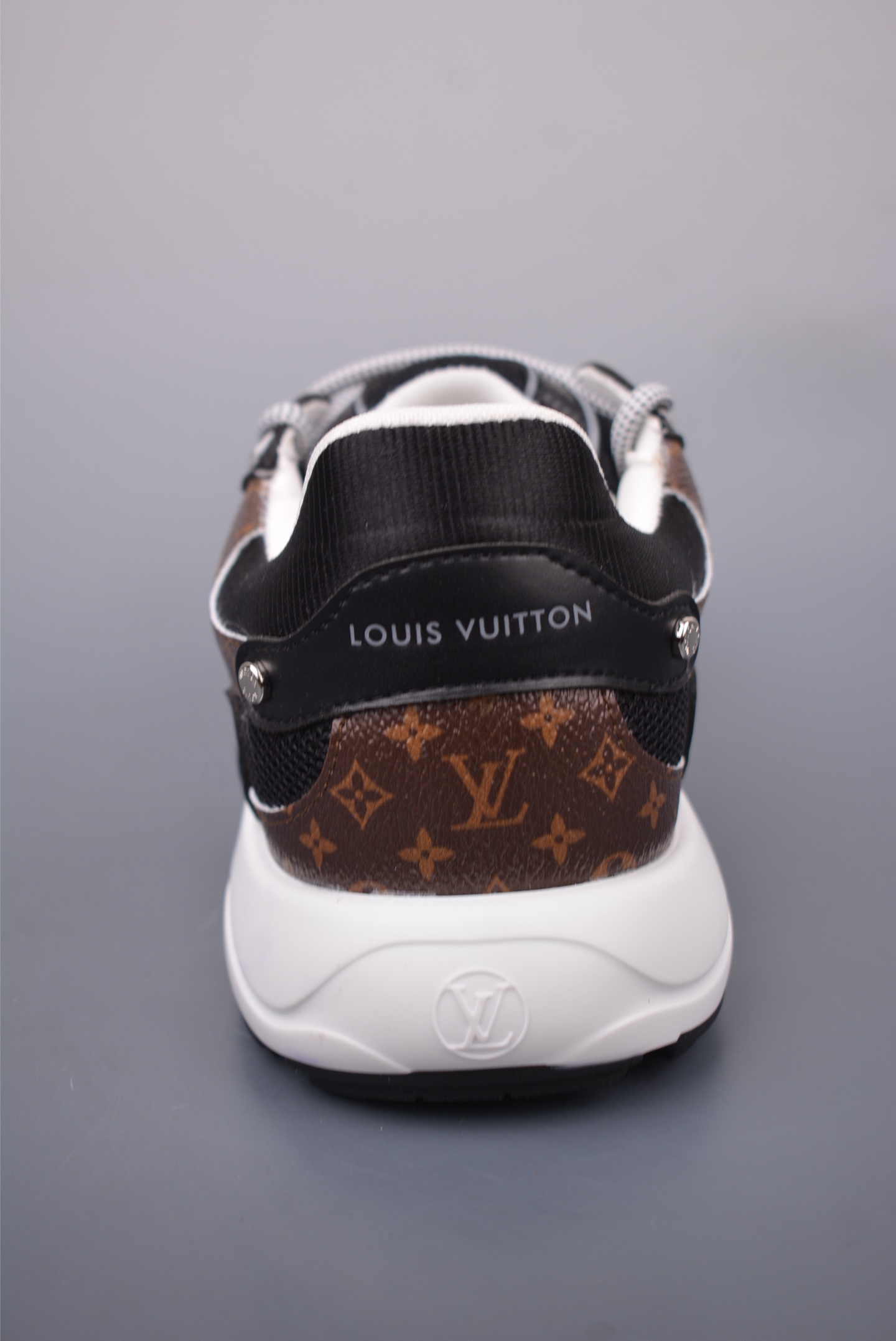 Louis Vuitton Trainer Sneaker: Leather Upper, Rubber Sole, Round Toe Design 4 i1747221446494 4813 0 3