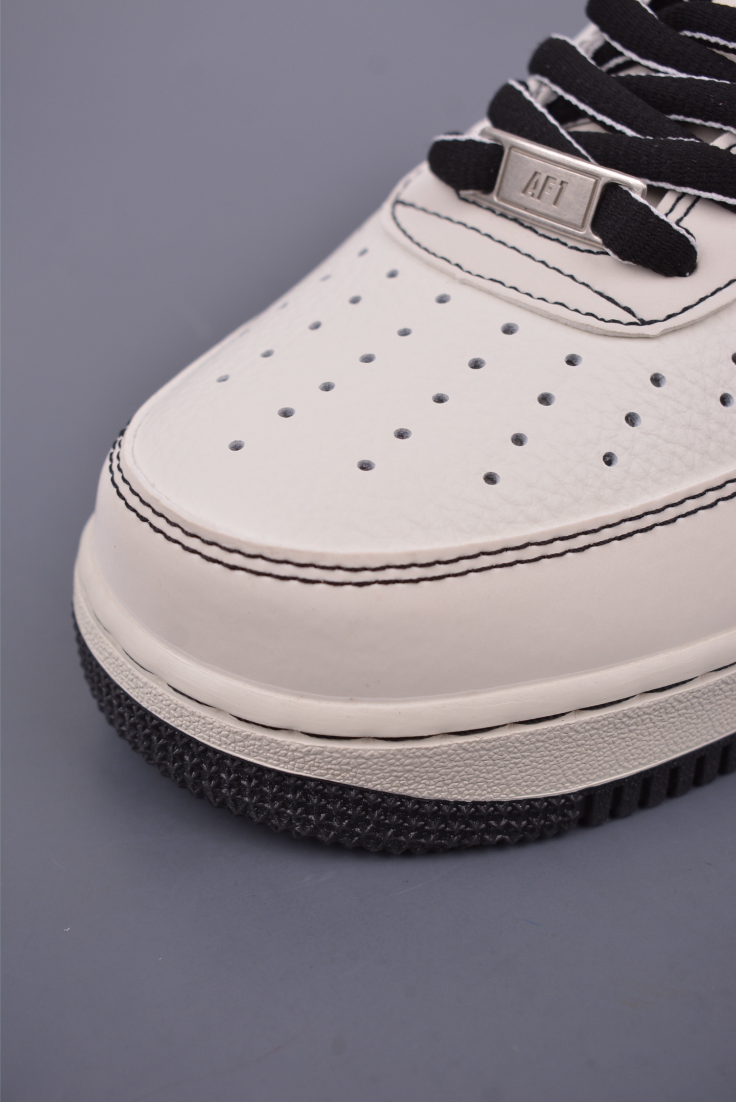 260 Nike Air Force 1 Low LV联名 BZ6808-105