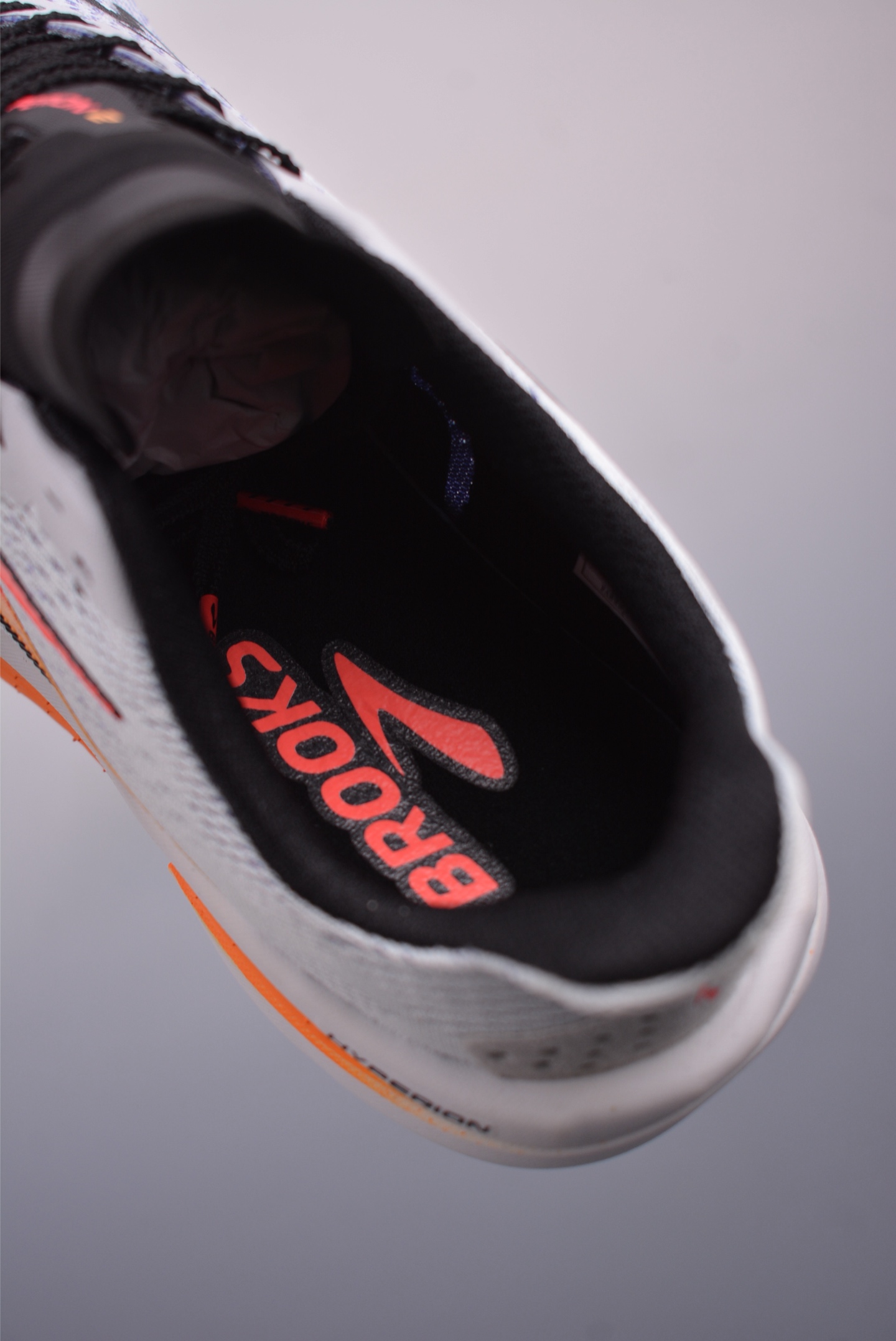 200 Brooks 布鲁克斯 Hyperion Max 2 超弹轻盈跑步鞋 低帮透气缓震支撑休闲运动慢跑鞋 1104321 3524
