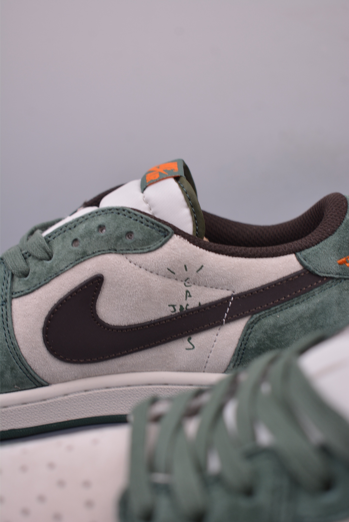 200 Fragment x Travis Scott Air Jordan 1 Low 三方联名倒钩 DM7866-199