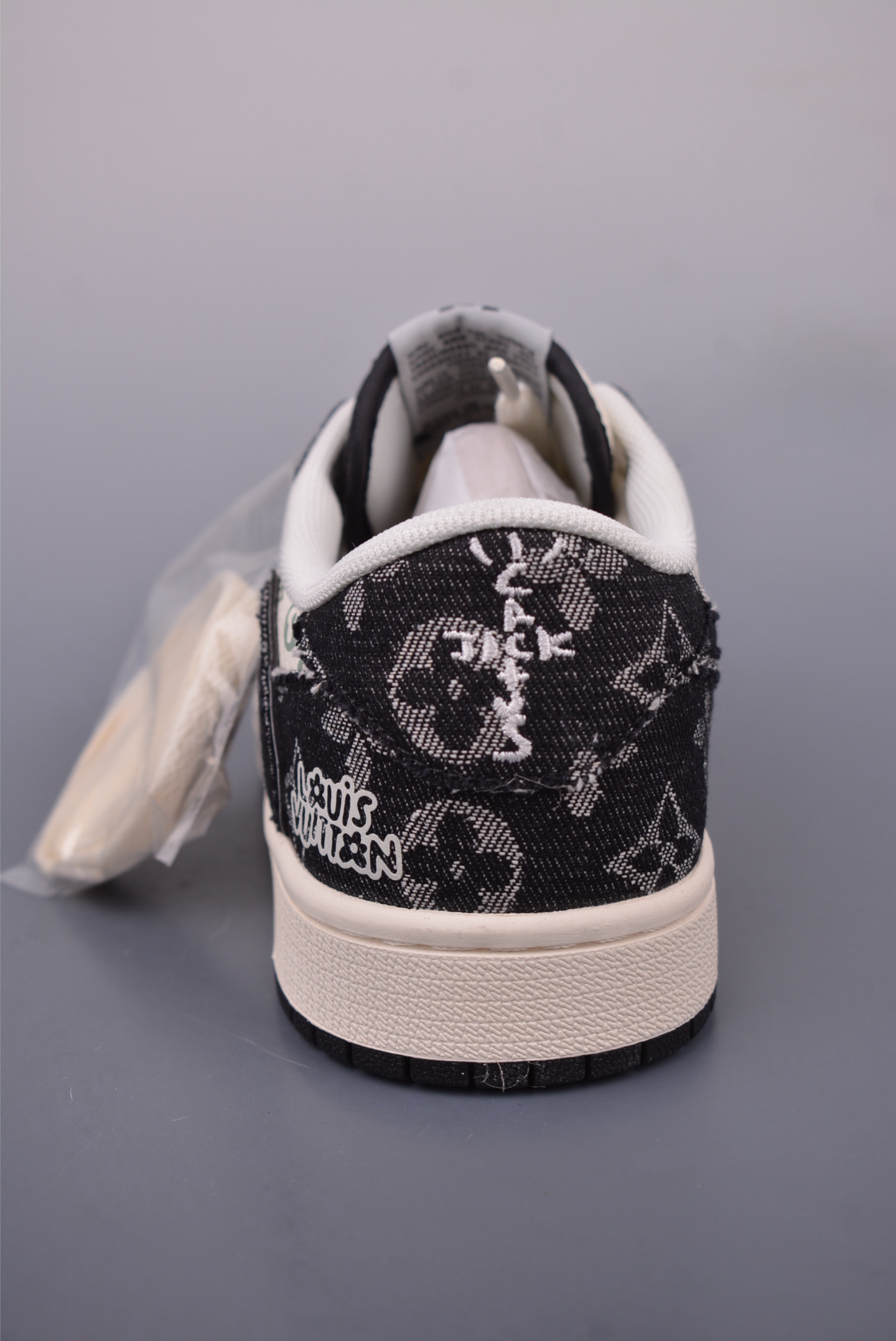 260 Fragment x Travis Scott x LV Air Jordan 1 Low 三方联名倒钩 XD0798-301
