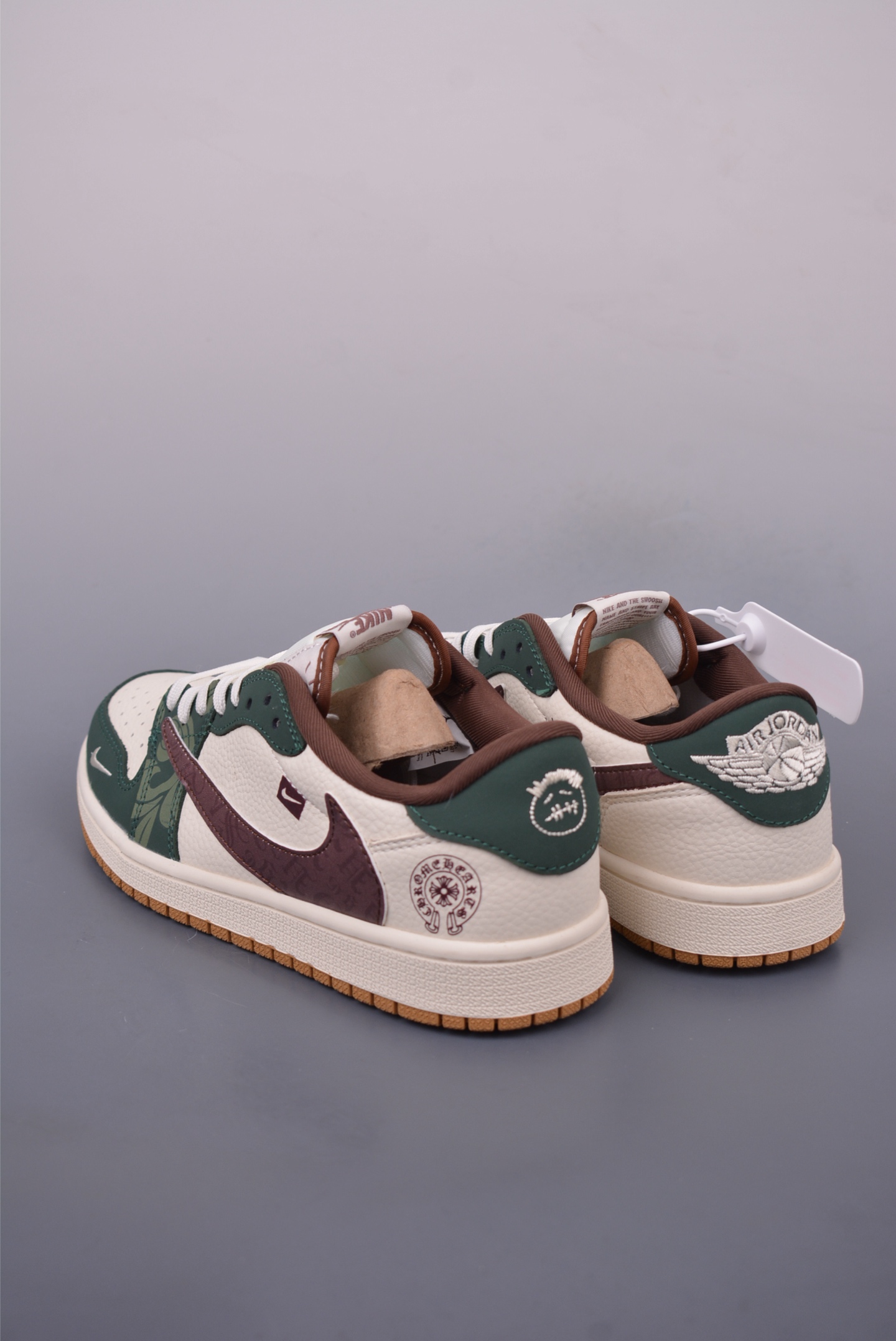 260 Fragment x Travis Scott x 克罗心 Air Jordan 1 Low 三方联名倒钩 XS2024-044