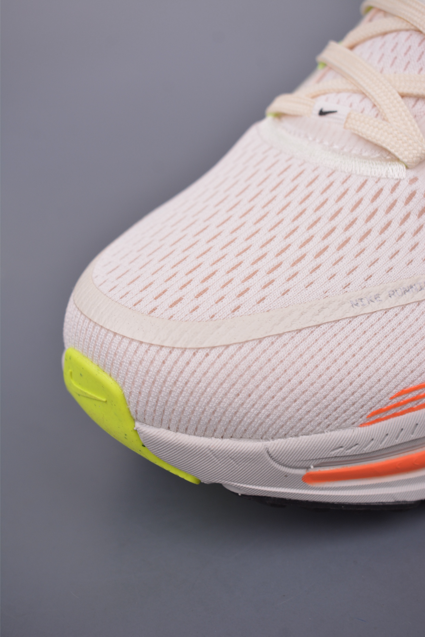 Nike Air Zoom Vomero 18 Running Shoes - Ultimate Comfort and Performance 7 i1747351048760 943 0 5