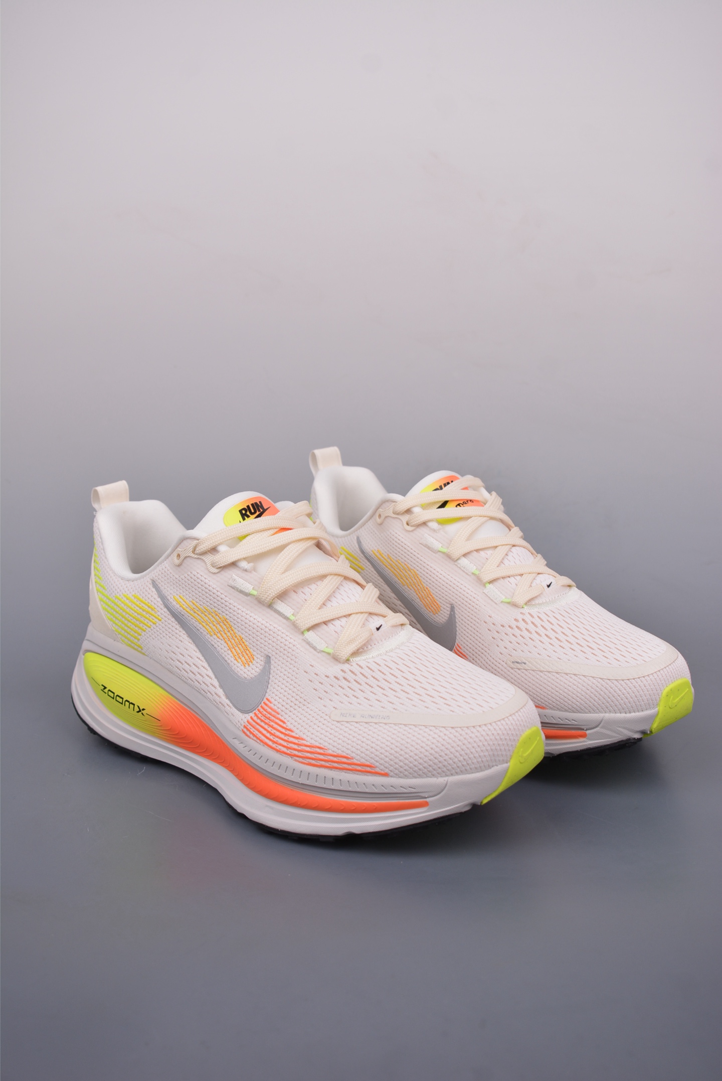 Nike Air Zoom Vomero 18 Running Shoes - Ultimate Comfort and Performance 2 i1747351055518 2553 0 0