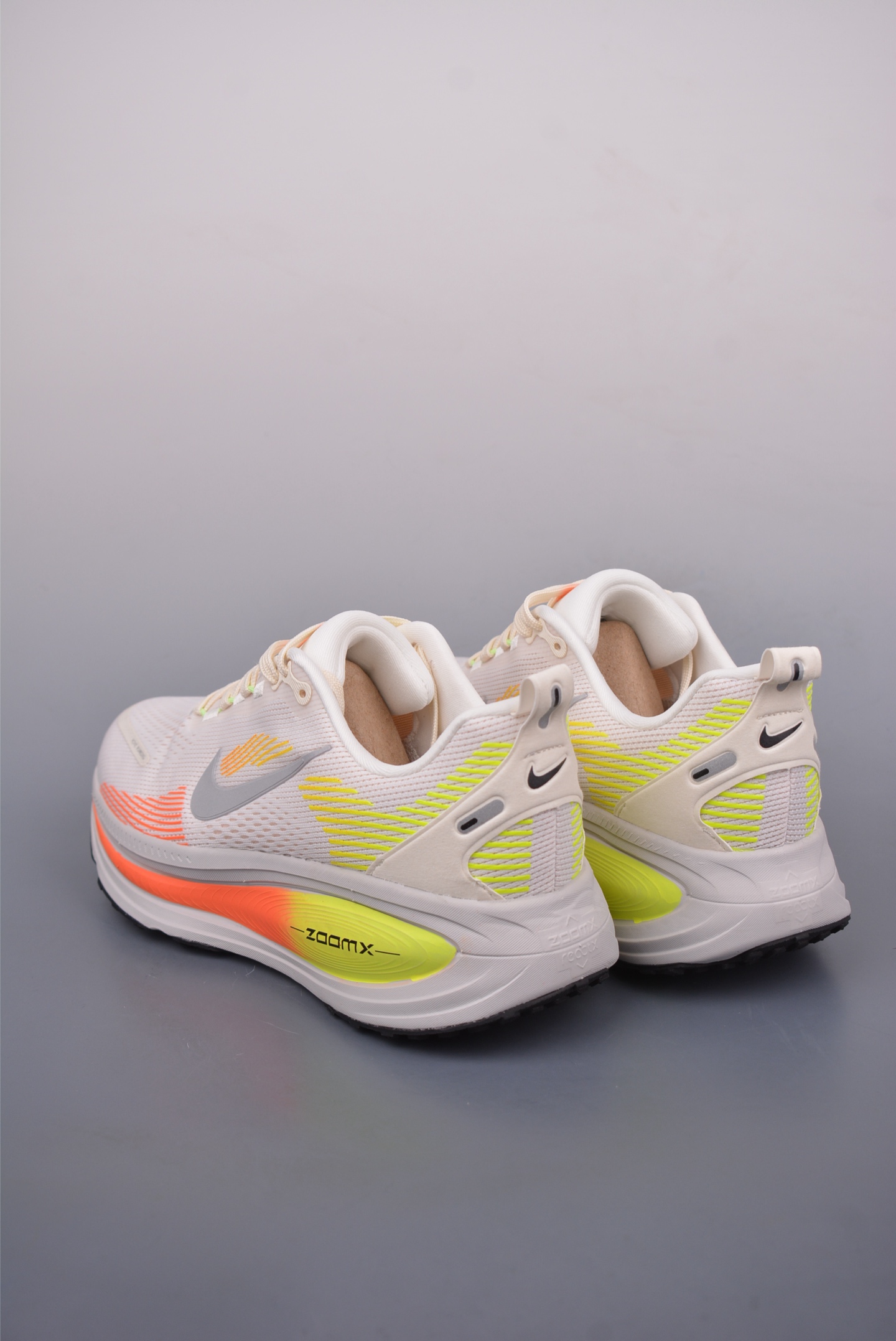 Nike Air Zoom Vomero 18 Running Shoes - Ultimate Comfort and Performance 3 i1747351060514 9347 0 1