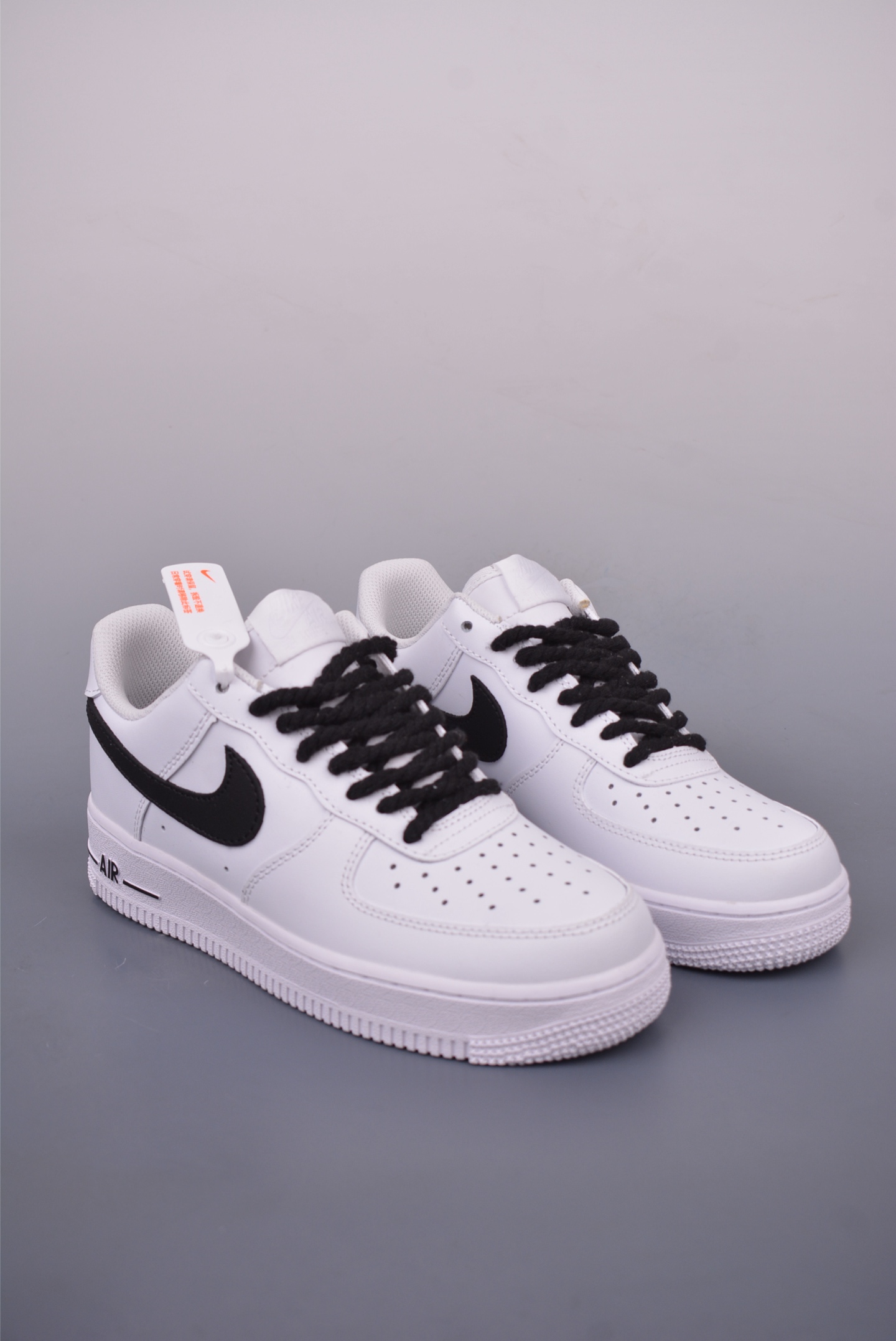 260 Nike Air Force 1 Low 白黑 ZH0316-072