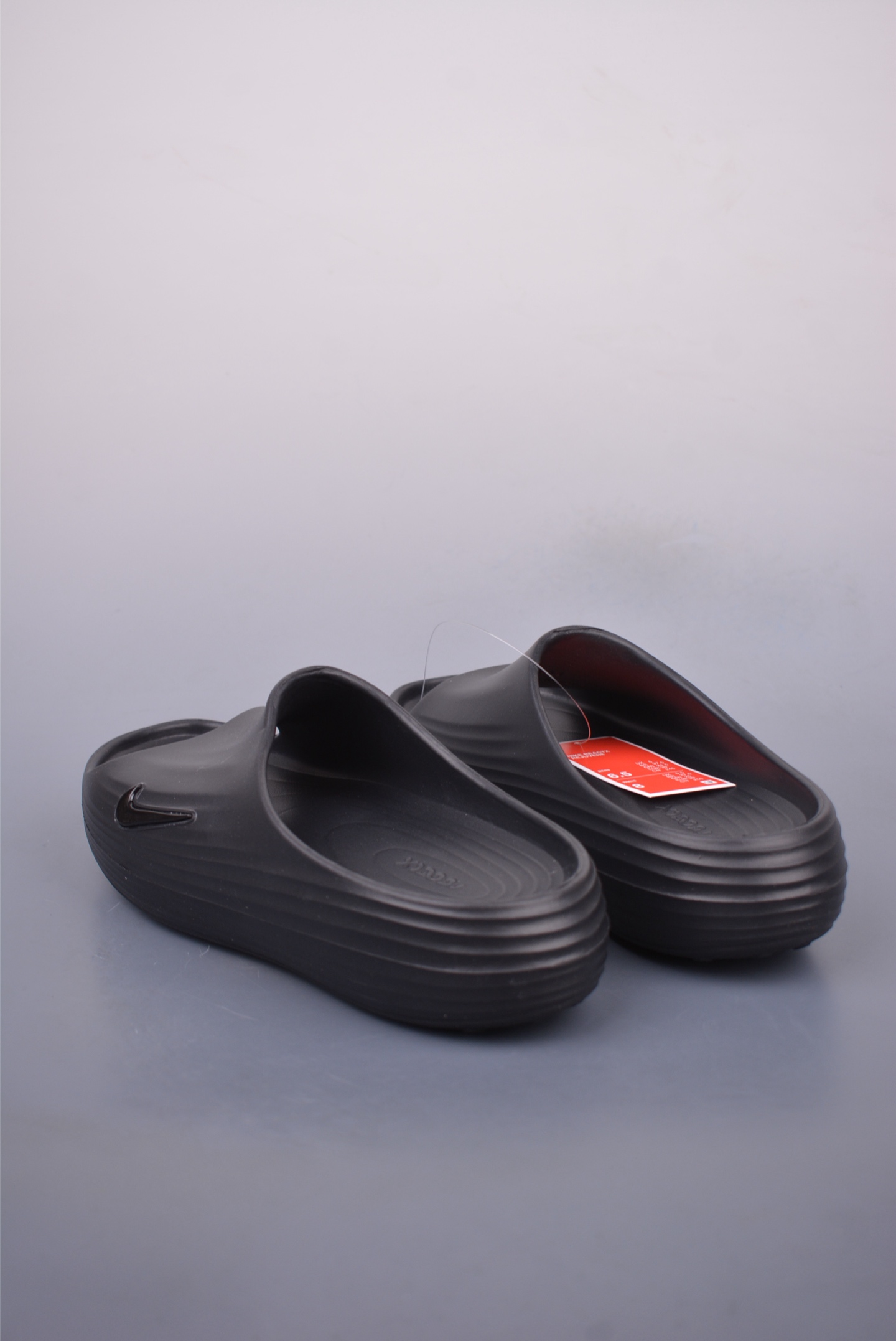 100 Nike ReactX Rejuven8 耐克夏日穿搭凉鞋 HV4479