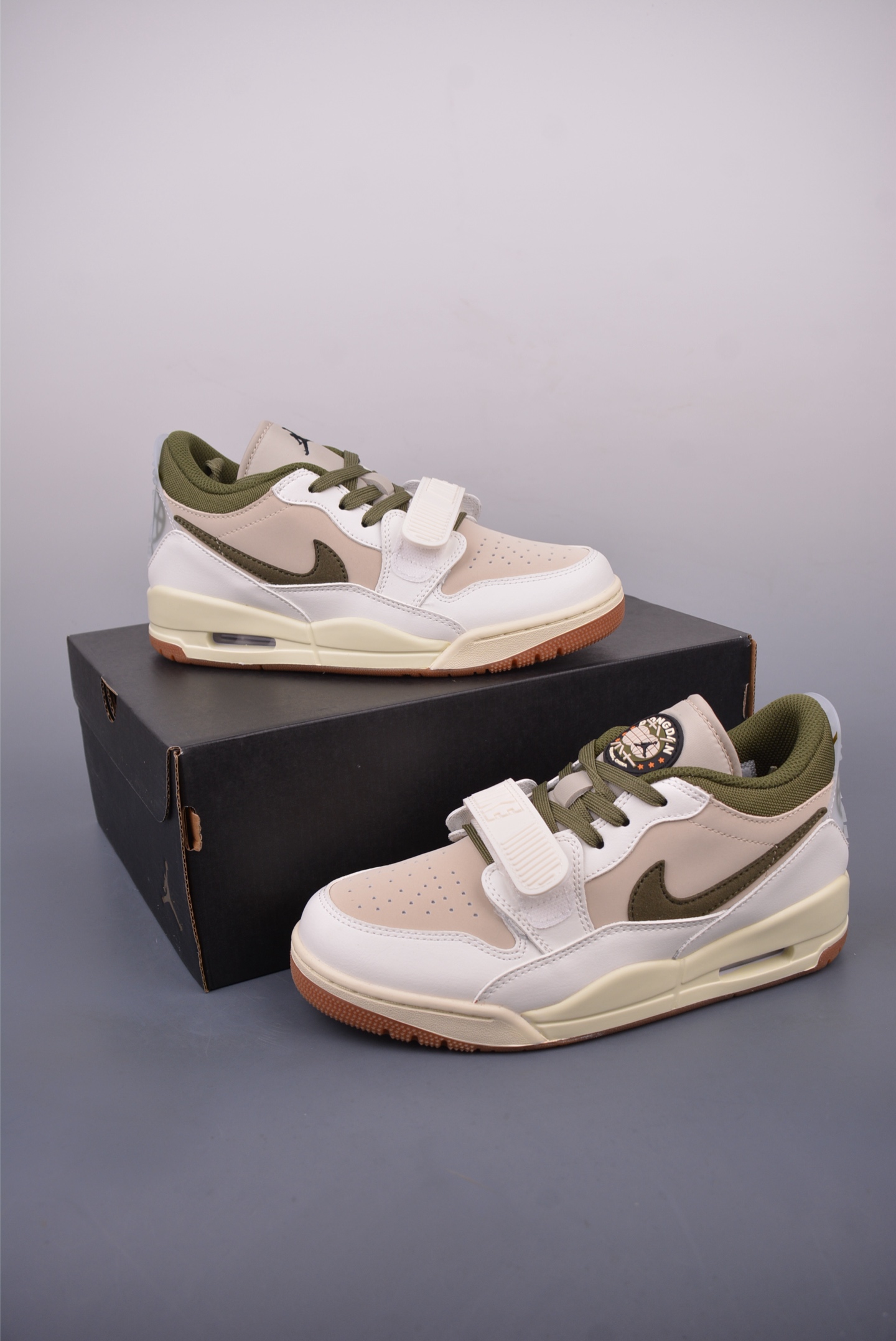 240 Air Jordan Legacy 312 纯原版本 充正首选 有着交错结合的设计 IB8856-121
