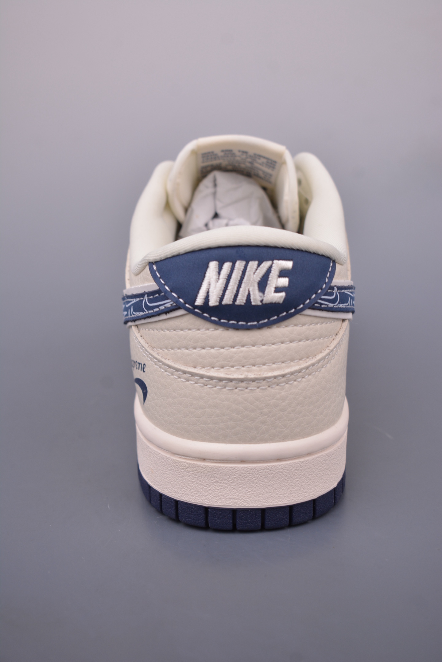 Nike SB Dunk Low Supreme Collaboration - Premium Quality, Stylish Design 4 i1747352633556 4594 0 3