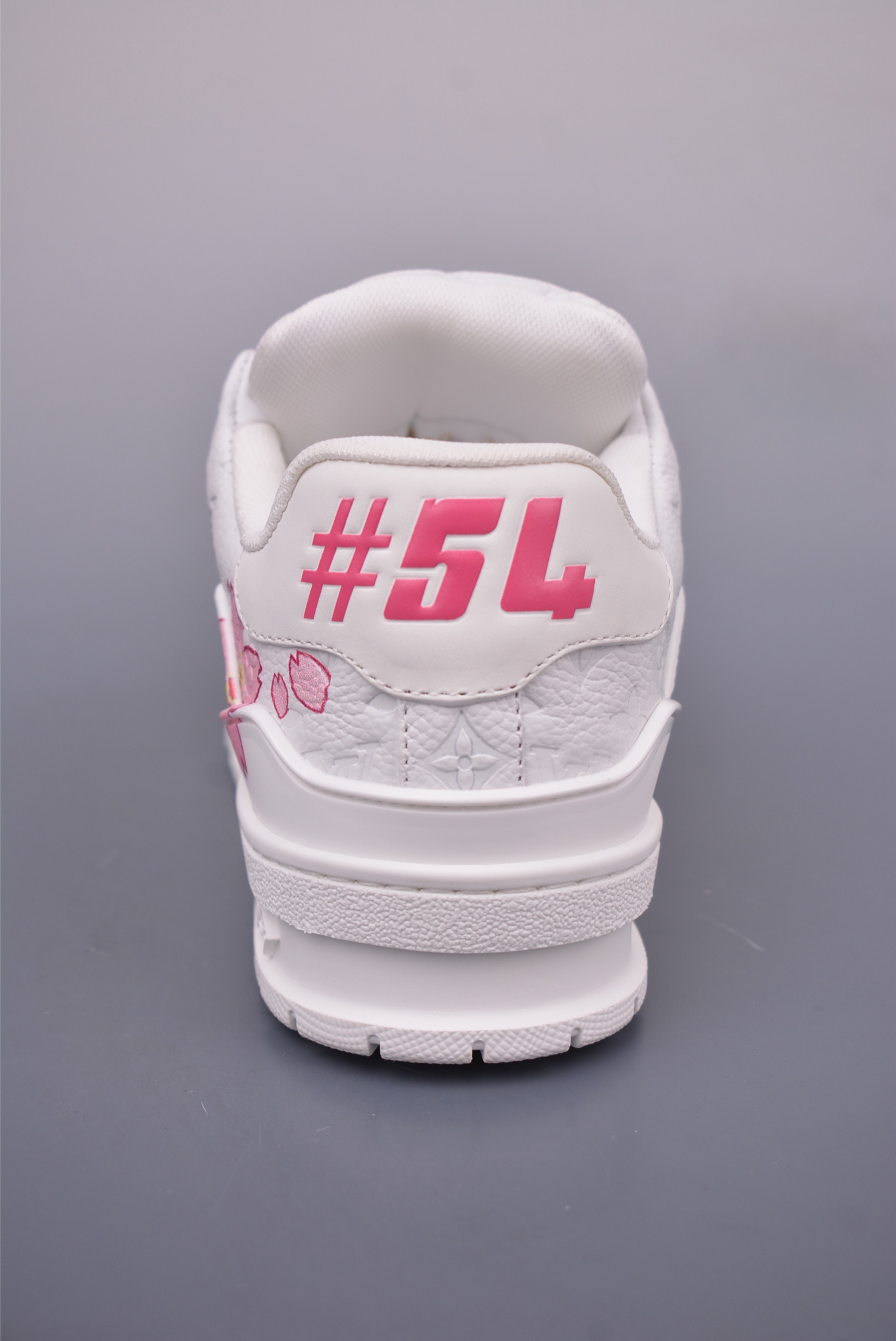 2021s LV Trainer 限定联名 最新配色国内限定无售 原版购入历时近两个月开发打造 经典多拼色超好看