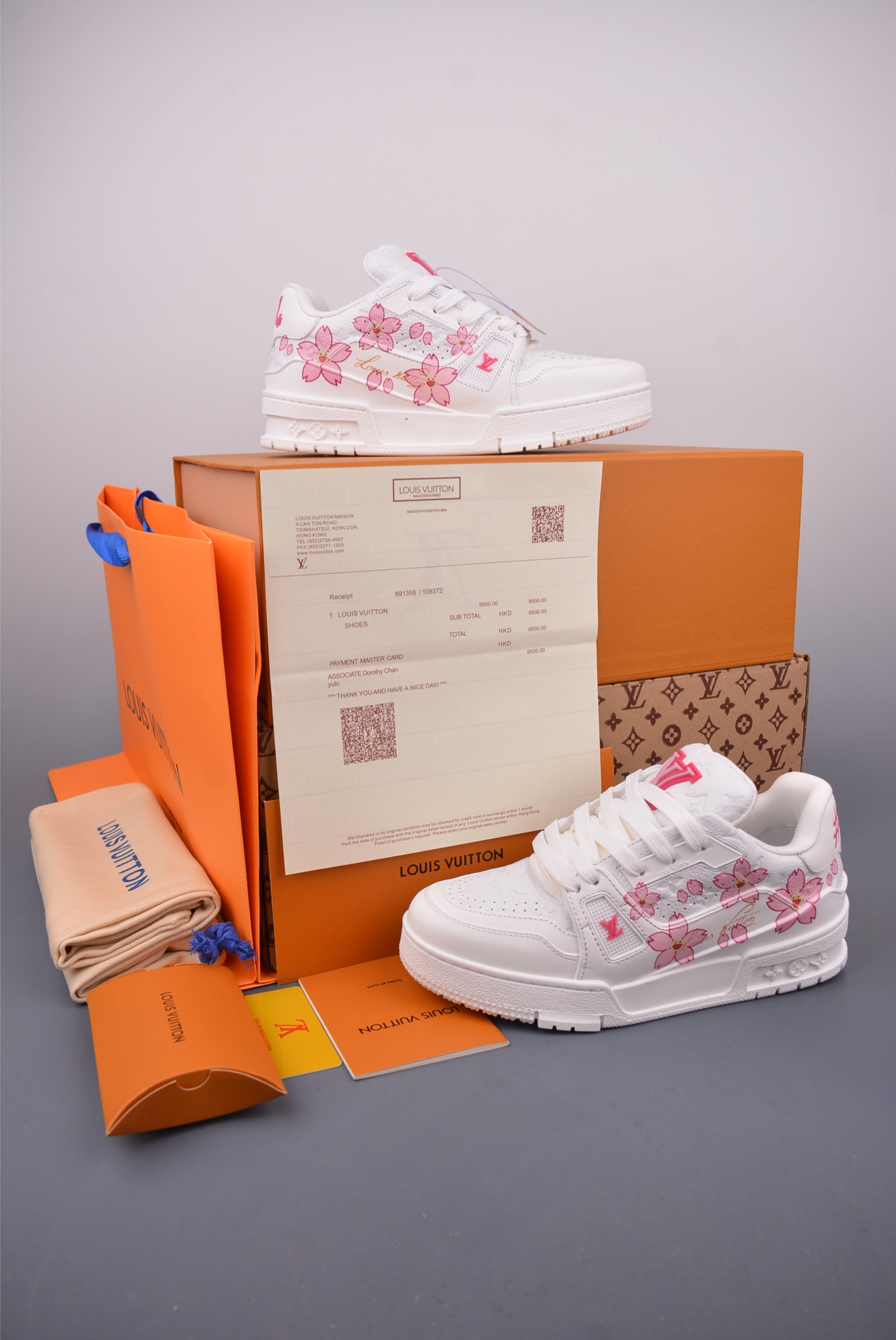 2021s LV Trainer 限定联名 最新配色国内限定无售 原版购入历时近两个月开发打造 经典多拼色超好看