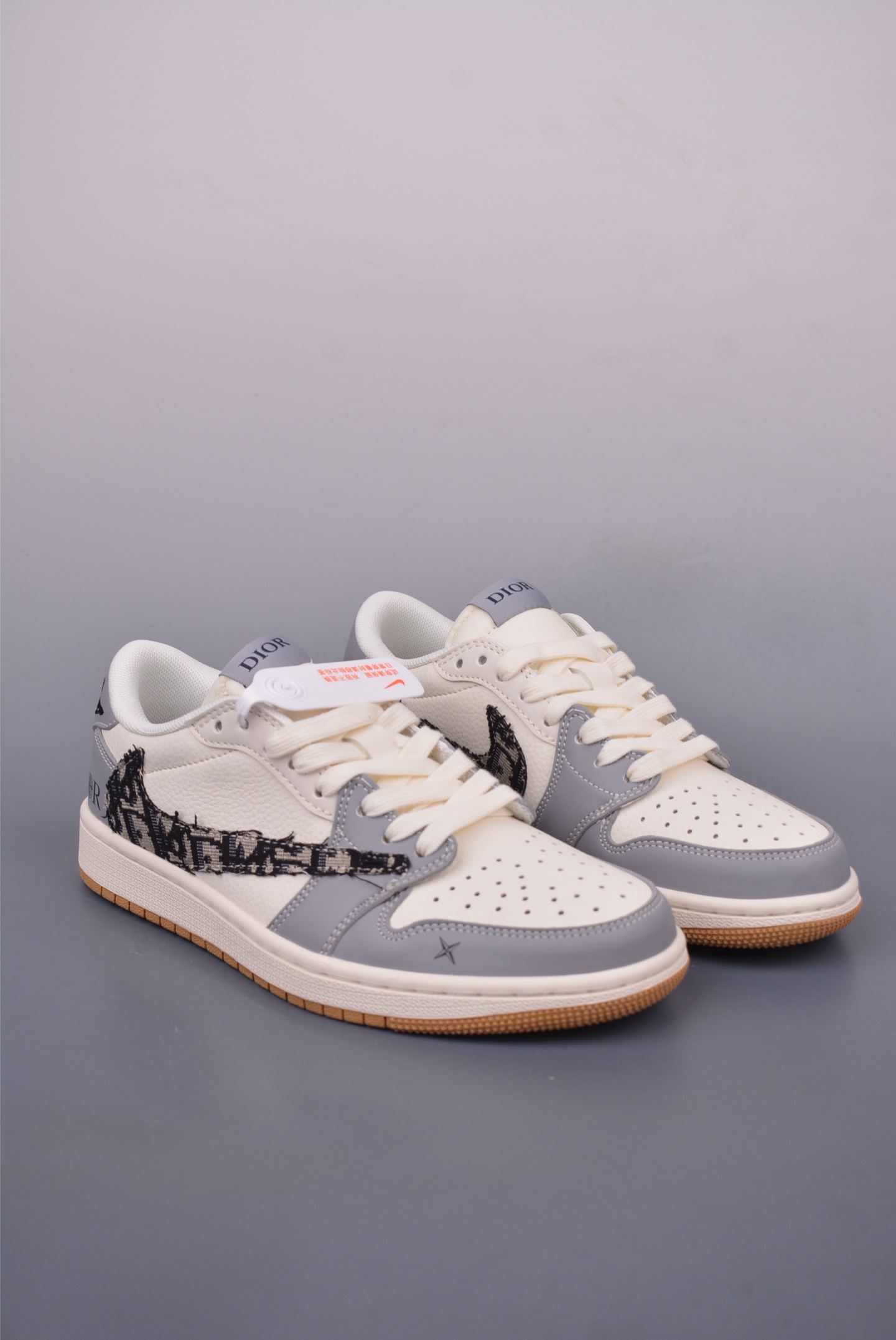 Dior x Travis Scott Air Jordan 1 Low Sneakers