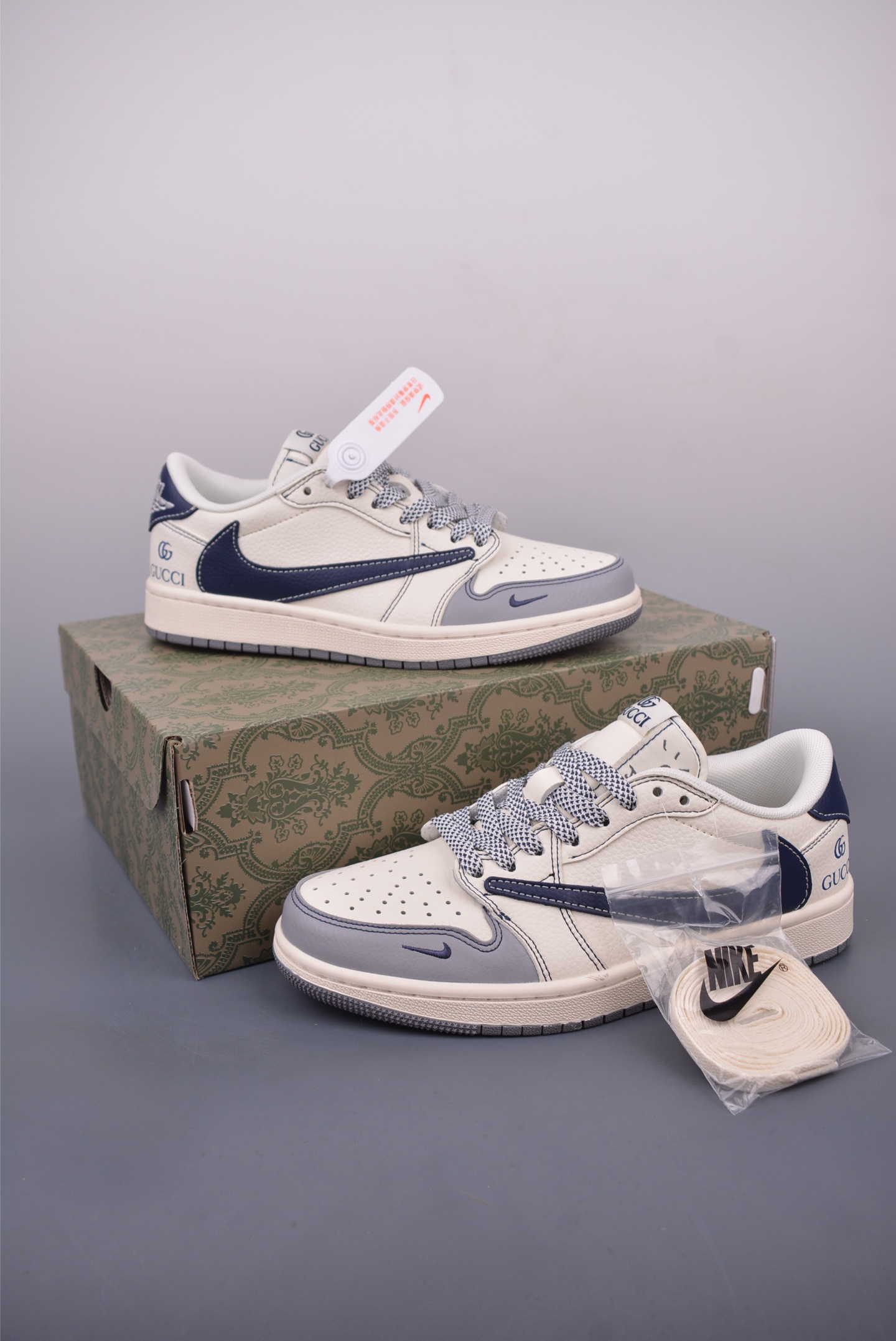 Fragment x Travis Scott x Gucci Air Jordan 1 Low - Cream White Sneakers 5 i1747353445132 8116 0 4