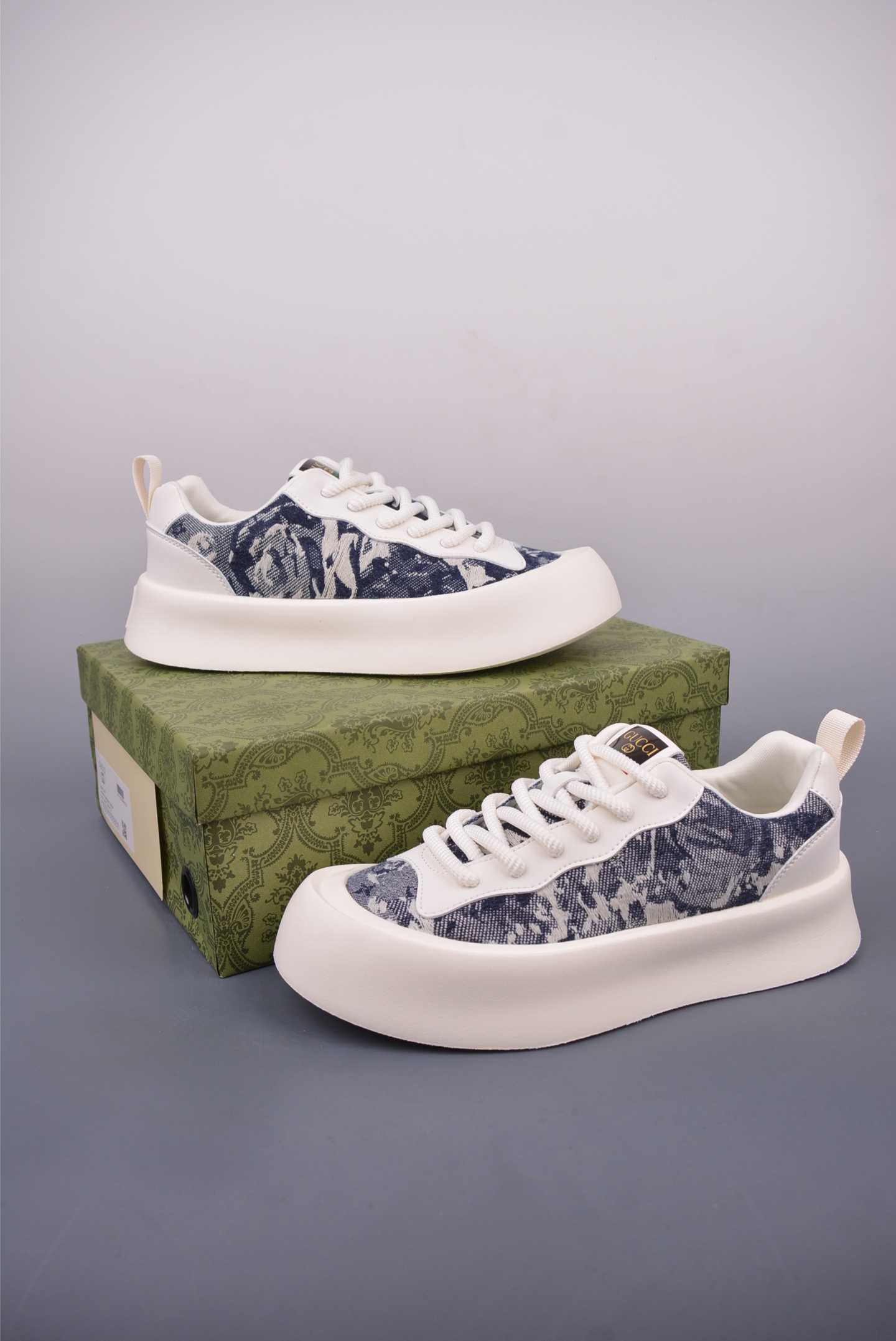 Gucci Men's Ace Floral Print Leather Trim Sneakers - Stylish and Comfortable 1 i1747353702265 3989 0 0