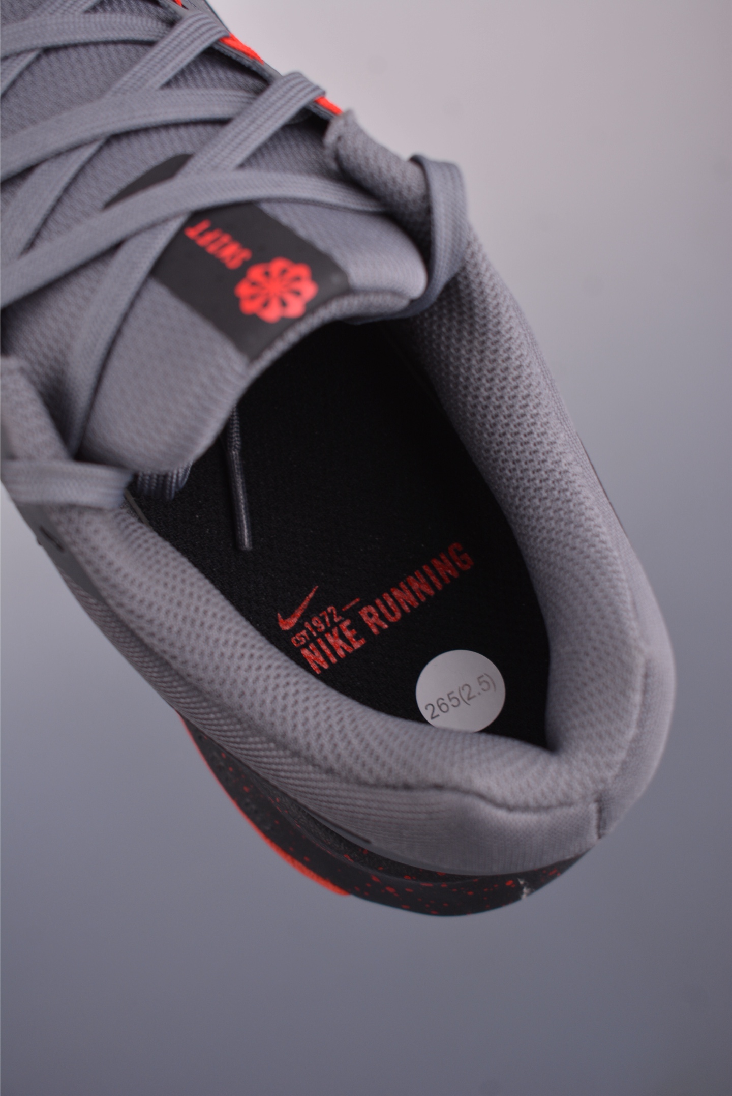 170 Nike Run Swift 3 短跑运动鞋 跑步鞋 IB3972-021