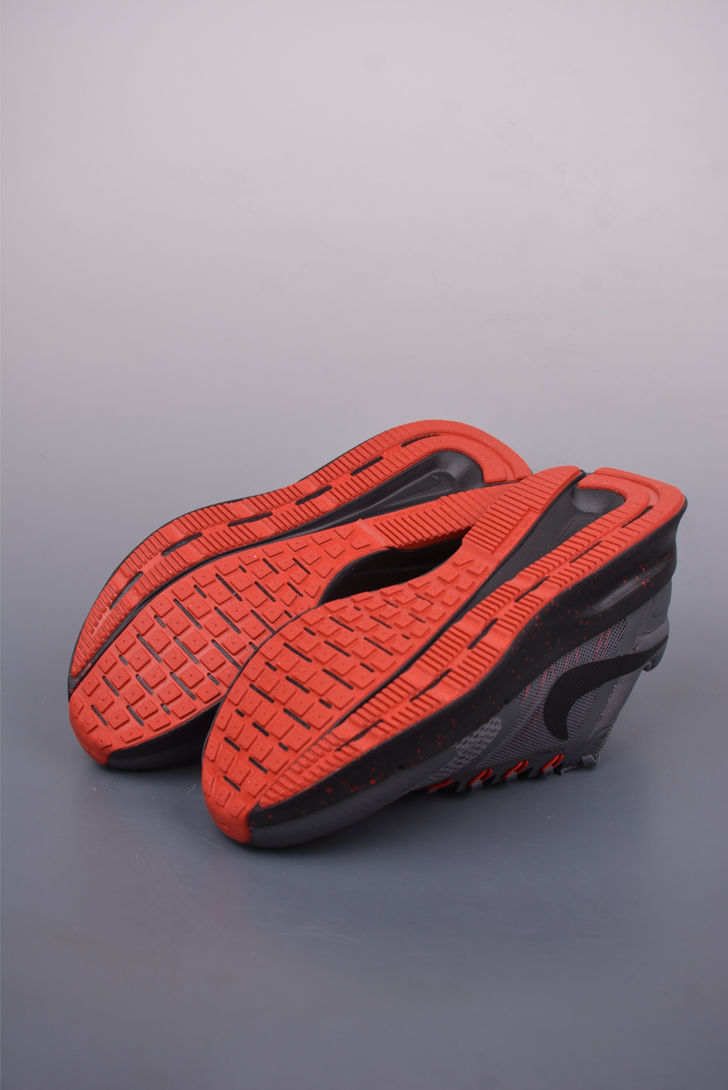 170 Nike Run Swift 3 短跑运动鞋 跑步鞋 IB3972-021