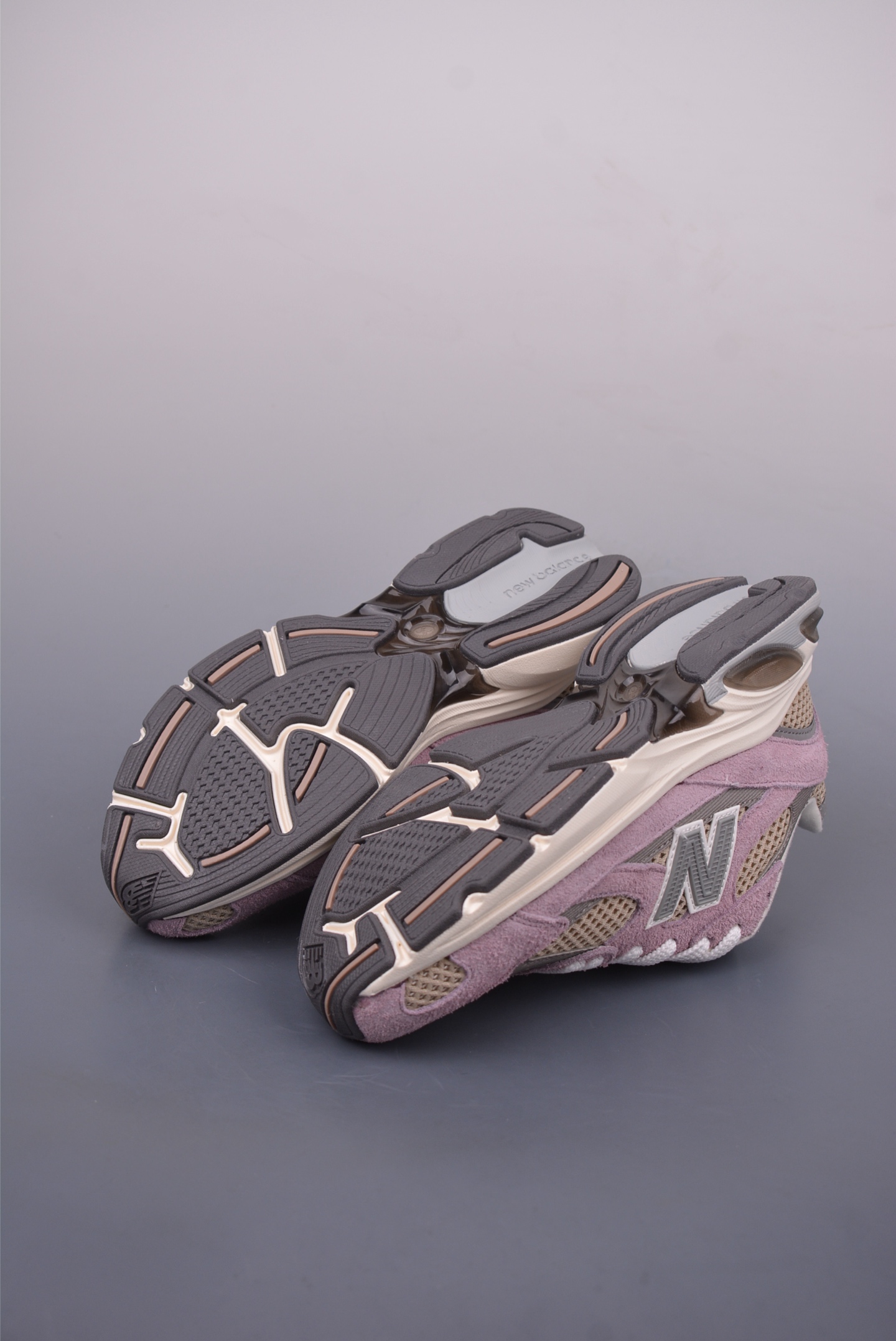 New Balance 2010 Series Retro Sneakers - U2010VT2, Classic Style & Comfort 3 i1747354408544 3696 0 2