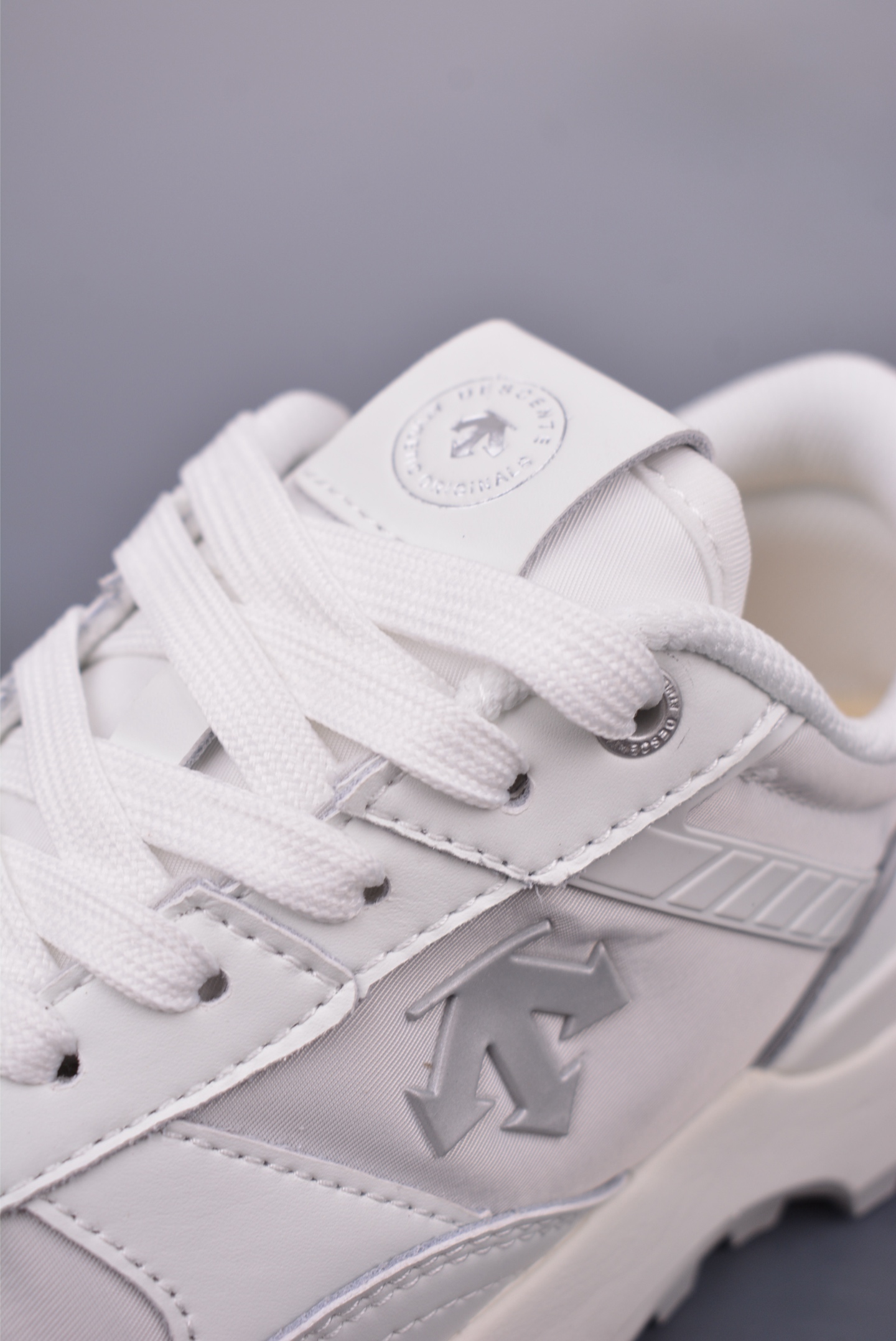 Descente DUALIS Retro Style Leather Sneakers - Urban Commute & Casual Style 7 i1747354561611 8106 0 6