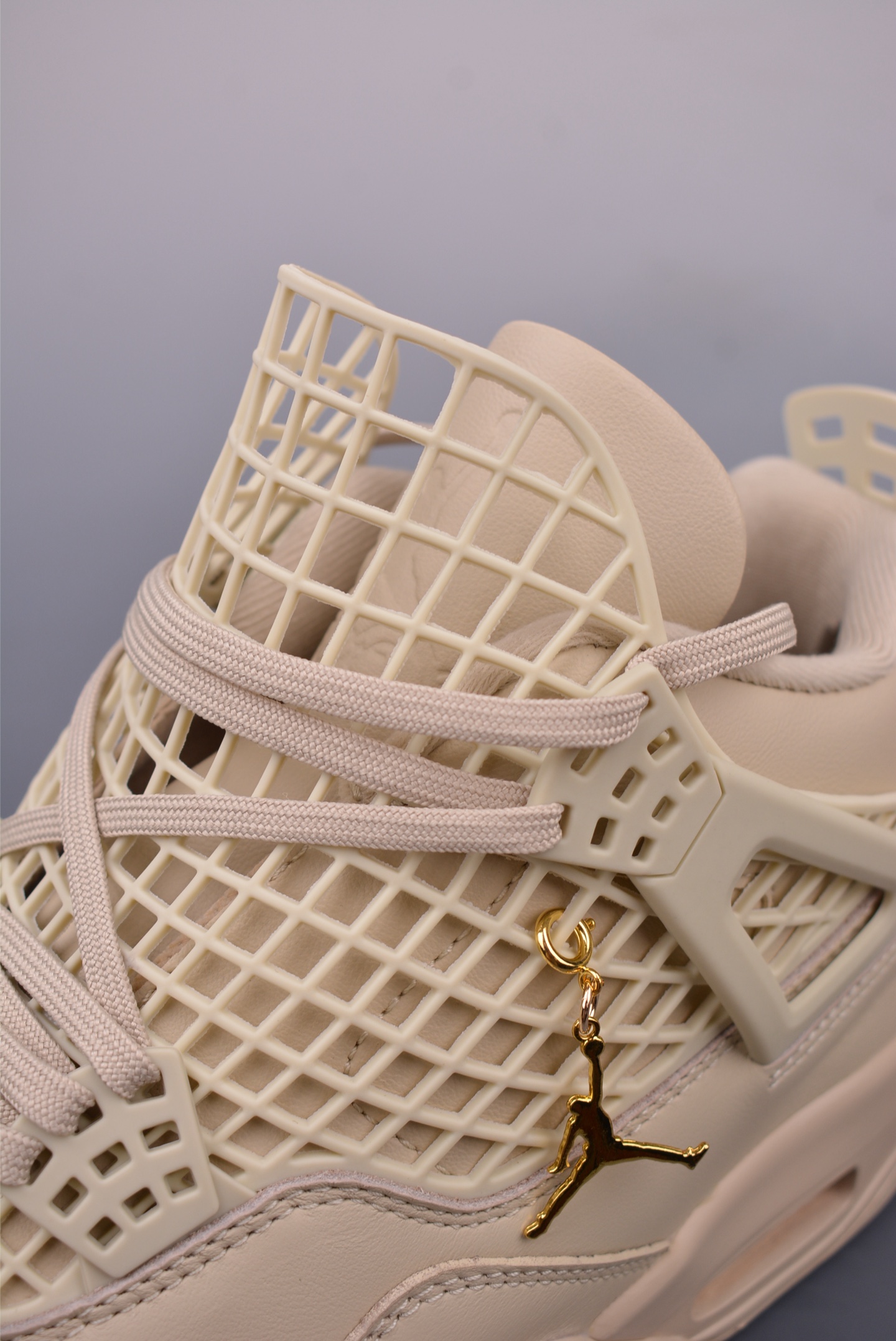 300 Air Jordan 4 Retro 乔丹四代“NET” 复刻网格黄 FV7251-200