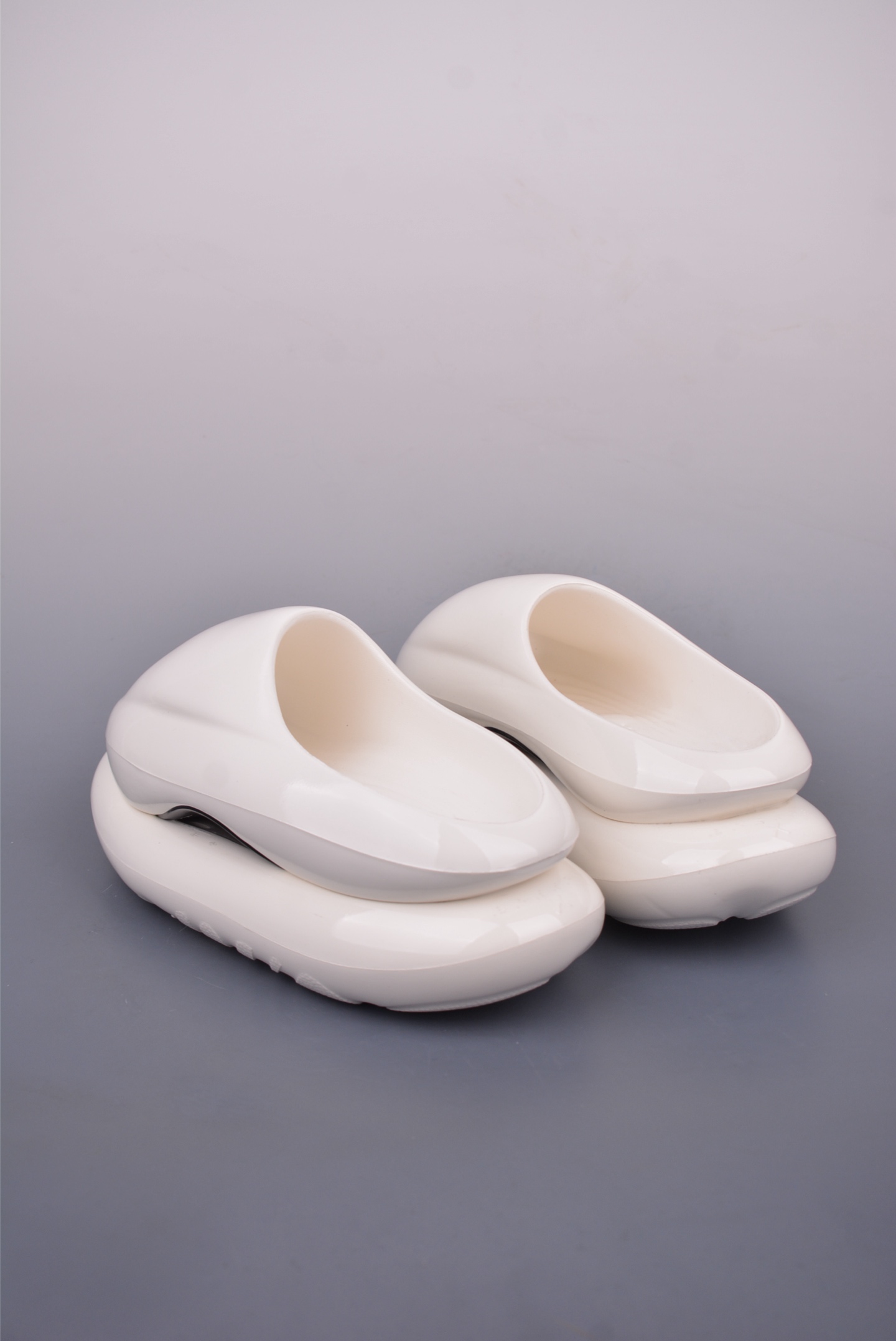 [Sandals and Slippers Series]Wu Jianhao xVESSELNOAHSARK bread slippersNoah