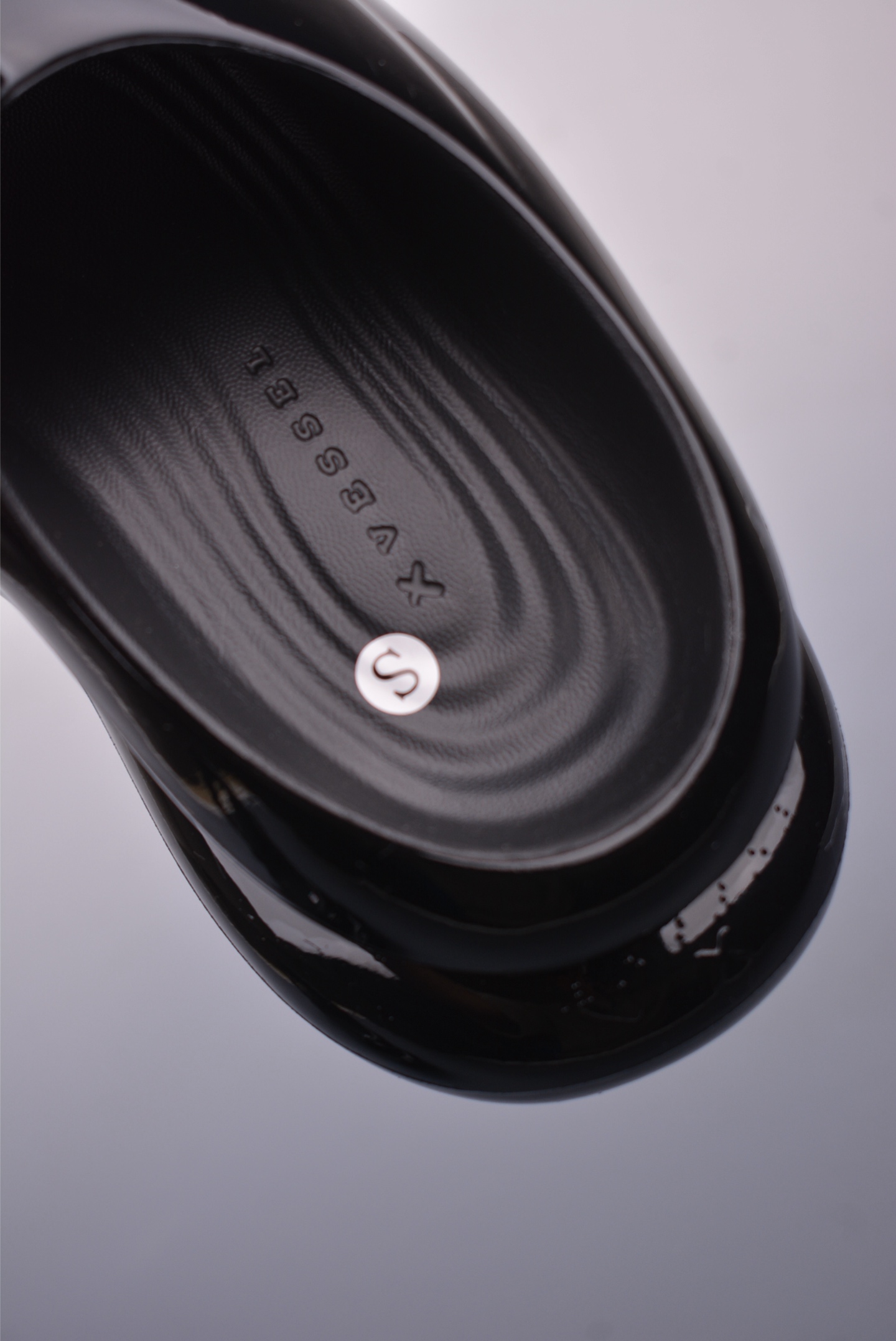 260 吴建豪xVESSEL NOAH'S ARK 面包拖鞋 诺亚方舟 前卫设计时尚潮流拖鞋