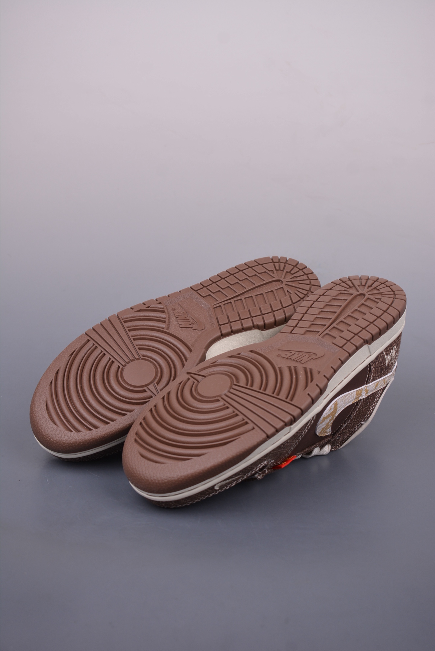 Nike SB Dunk Low DIY Brown Sneakers, Original Leather, Comfort Fit 4 i1747355330060 2982 0 2