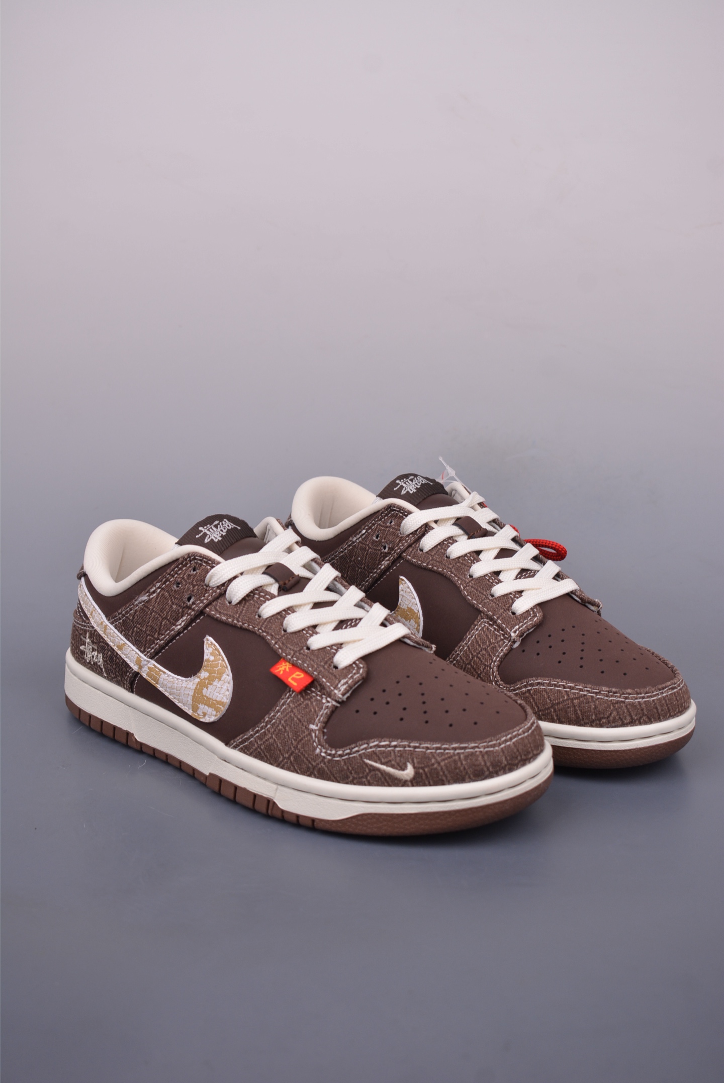 Nike SB Dunk Low DIY Brown Sneakers, Original Leather, Comfort Fit 2 i1747355330064 8172 0 0