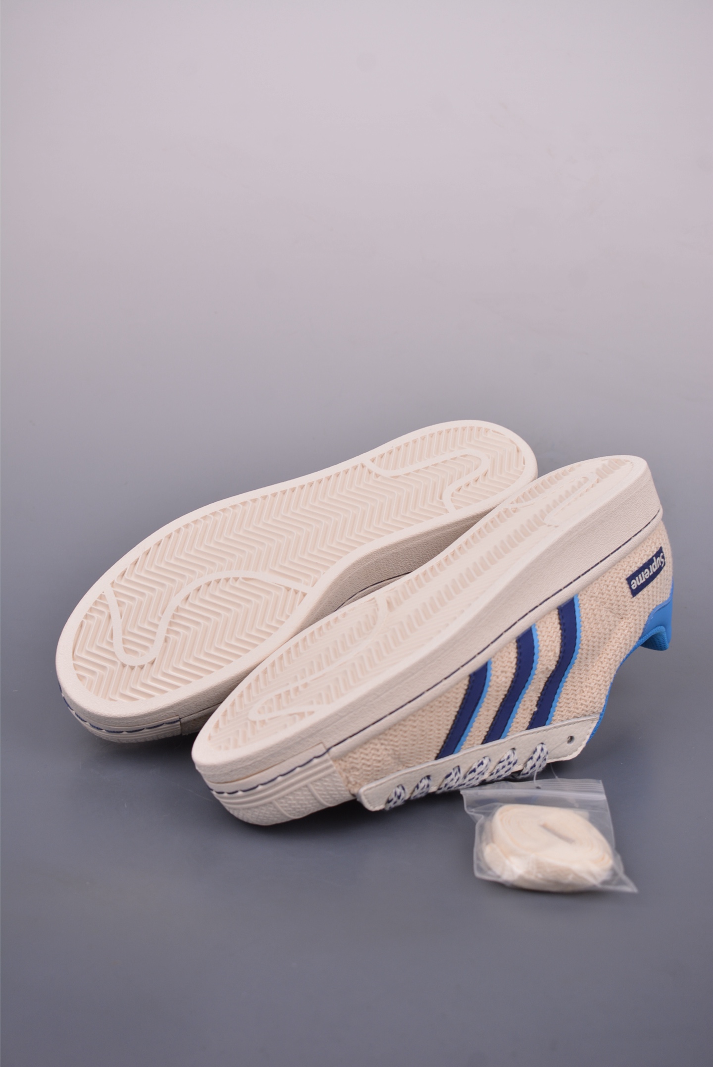Adidas Originals Superstar: Classic Shell Toe Sneakers with Premium Leather 4 i1747355938498 8305 0 2