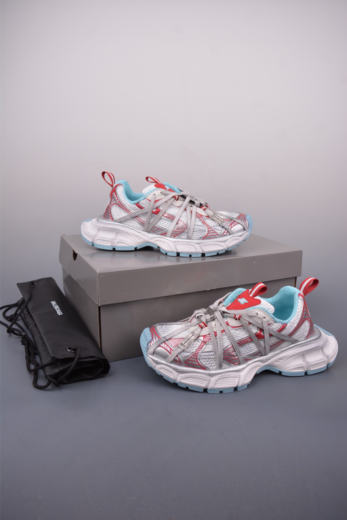 260 Balenciaga Phantom Sneaker 825599 W3XCH 2527
