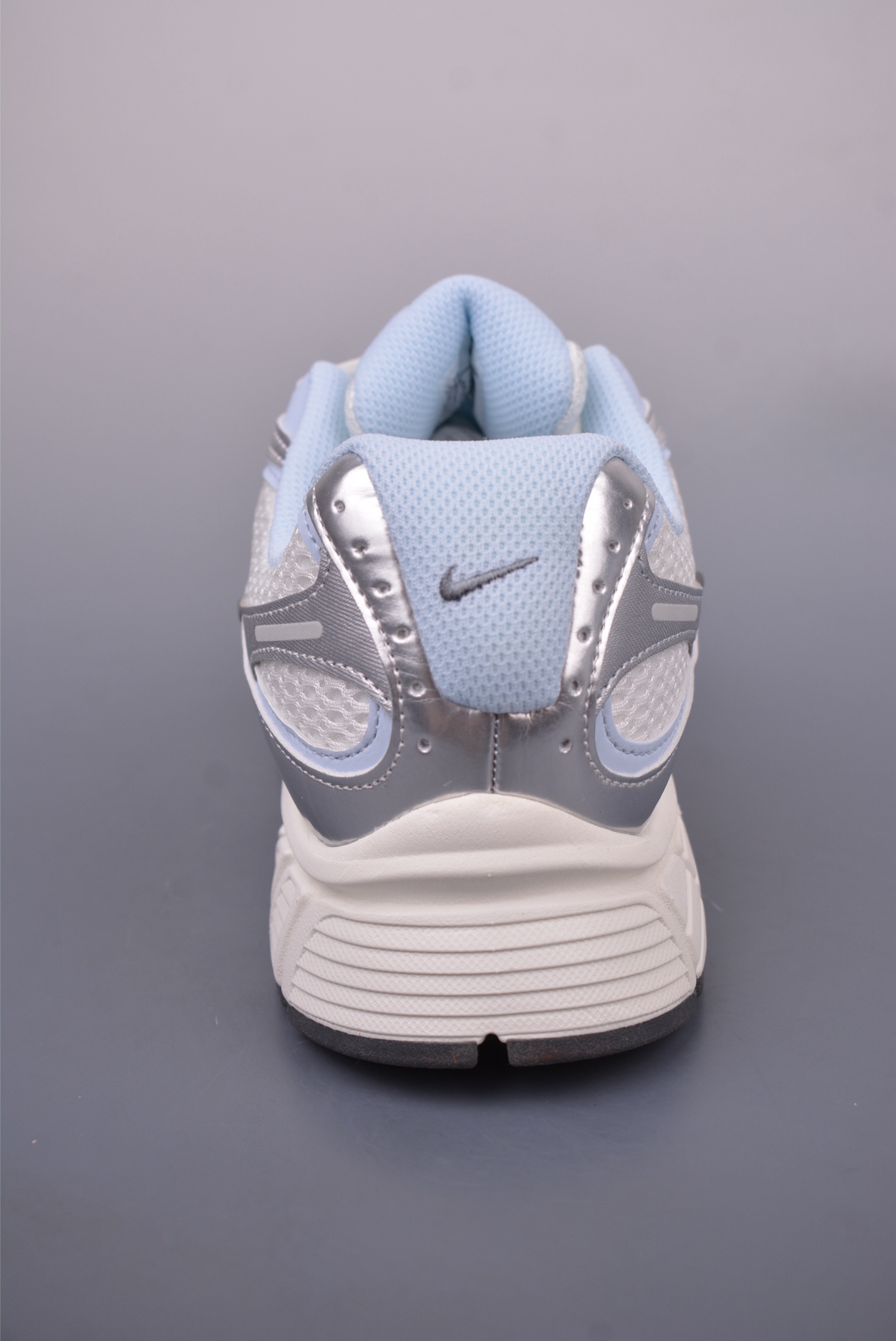 Nike V5 RNR Low-Top Running Shoes - Comfort, Style, and Durability 5 i1747439741482 9524 0 3