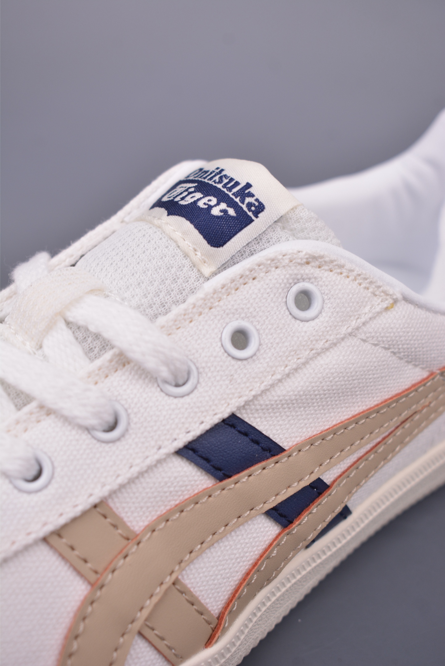 Onitsuka Tiger Tokuten Retro Low-Top Sneakers - Classic Style & Comfort 8 i1747439919962 1648 0 6