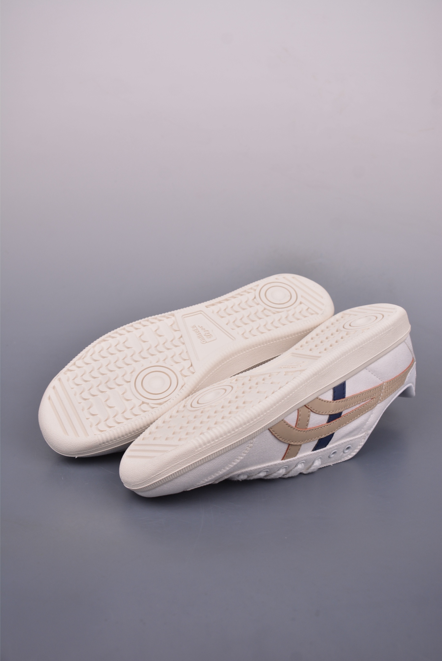 Onitsuka Tiger Tokuten Retro Low-Top Sneakers - Classic Style & Comfort 4 i1747439919993 5593 0 2