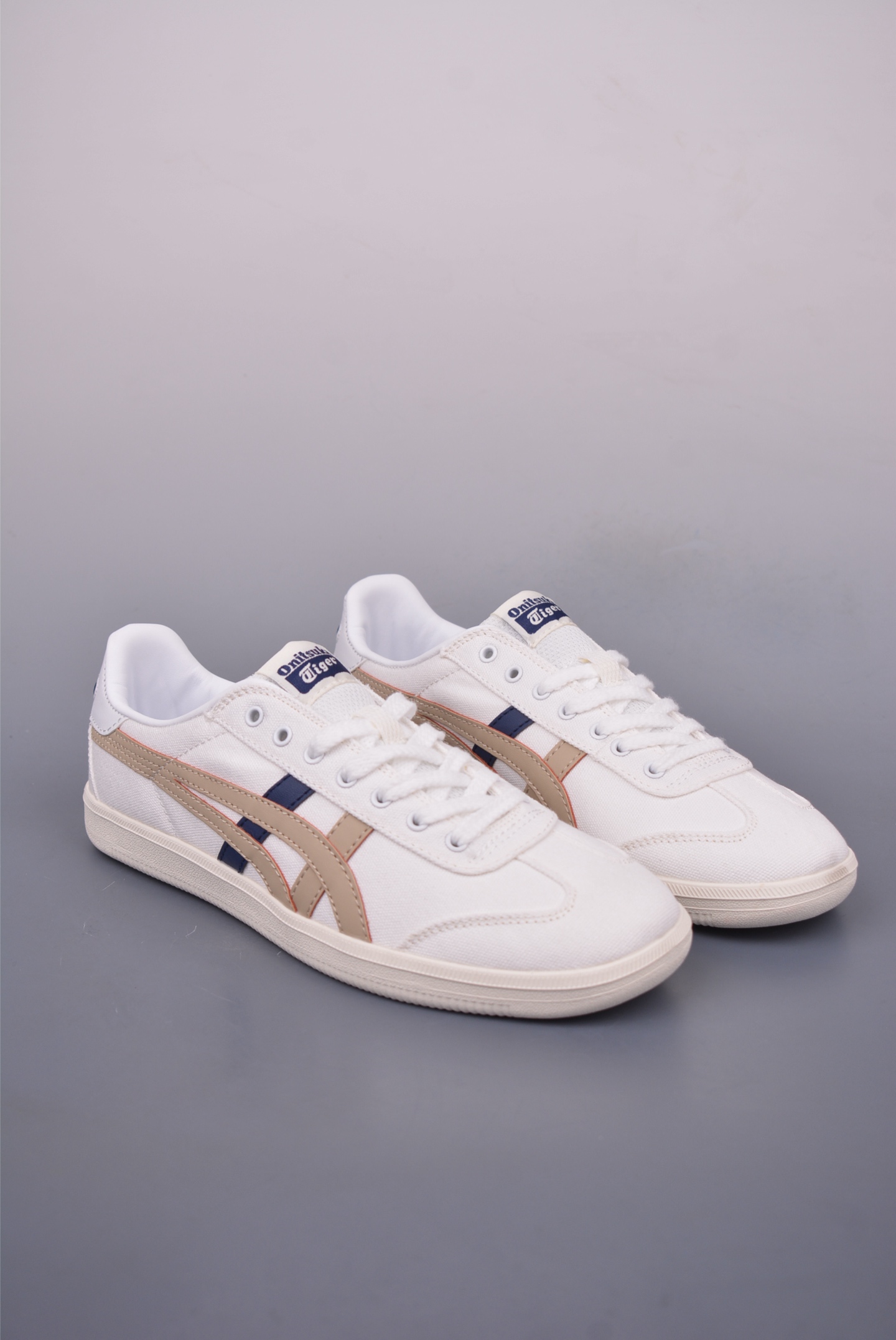 Onitsuka Tiger Tokuten Retro Low-Top Sneakers - Classic Style & Comfort 2 i1747439920007 334 0 0