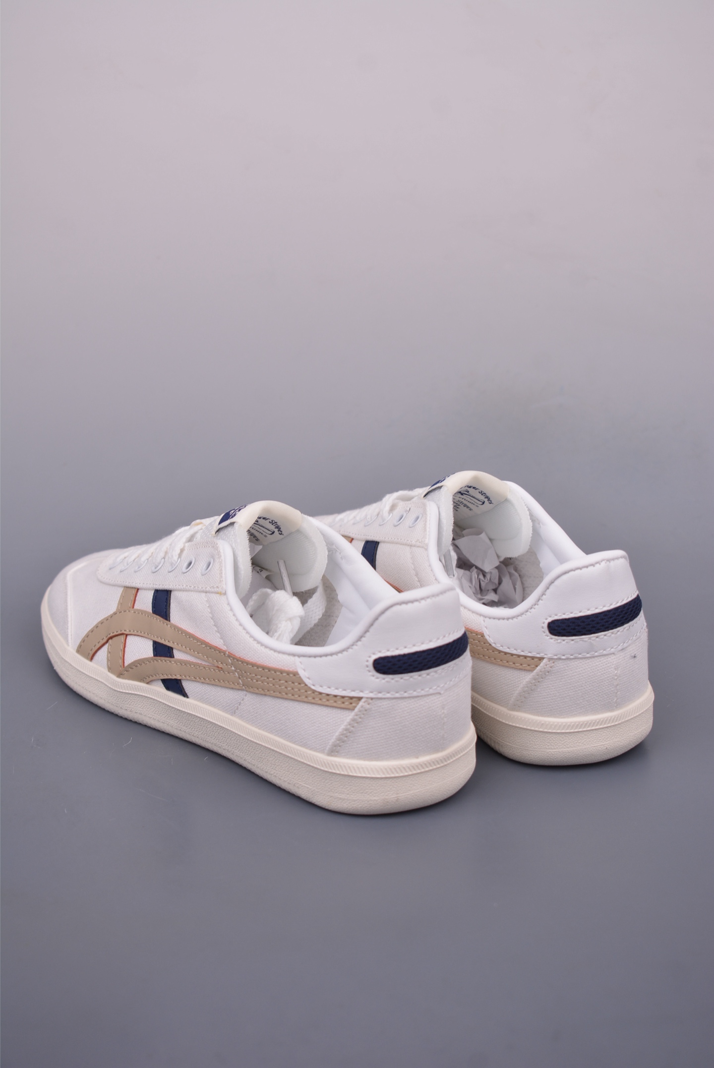 Onitsuka Tiger Tokuten Retro Low-Top Sneakers - Classic Style & Comfort 3 i1747439924348 6023 0 1