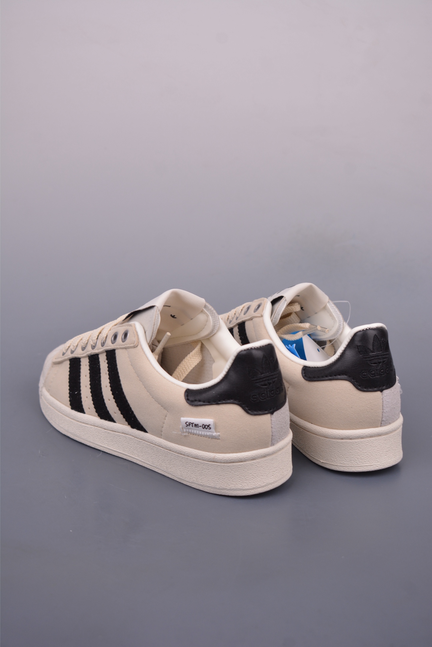 180 SONG FOR THE MUTE x adidas originals Superstar82 薄底低帮贝壳头板鞋 JQ0958