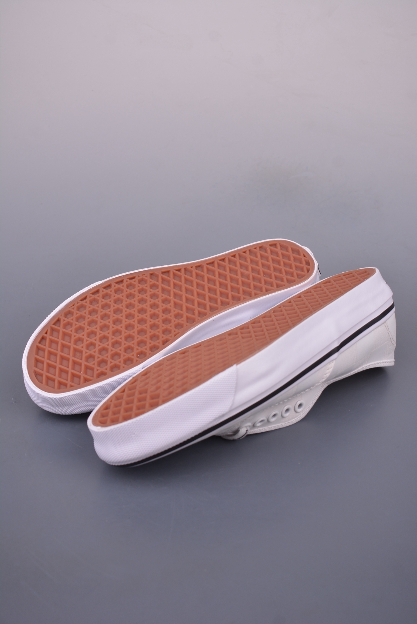 HommeGirls x Vans Authentic 44 White Checkerboard Sneakers - VN000EEUCCZ 4 i1747440222869 8284 0 2