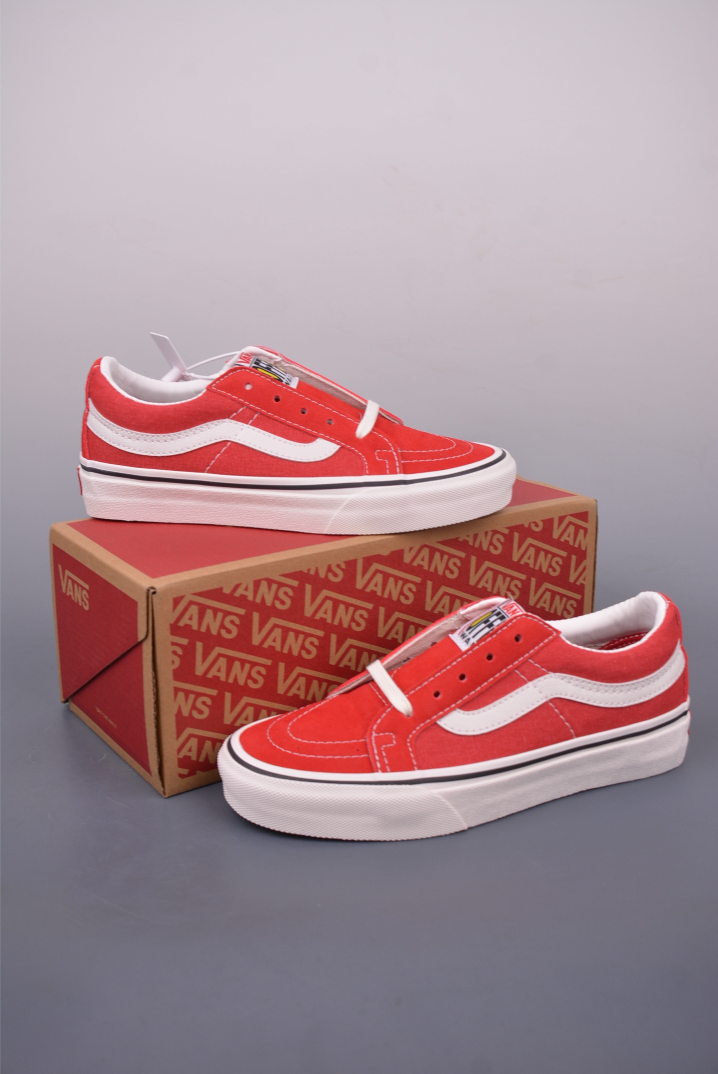 140 Vans SK8-Low 红白 全新一代 低帮硫化帆布鞋 VN0A4UWIX