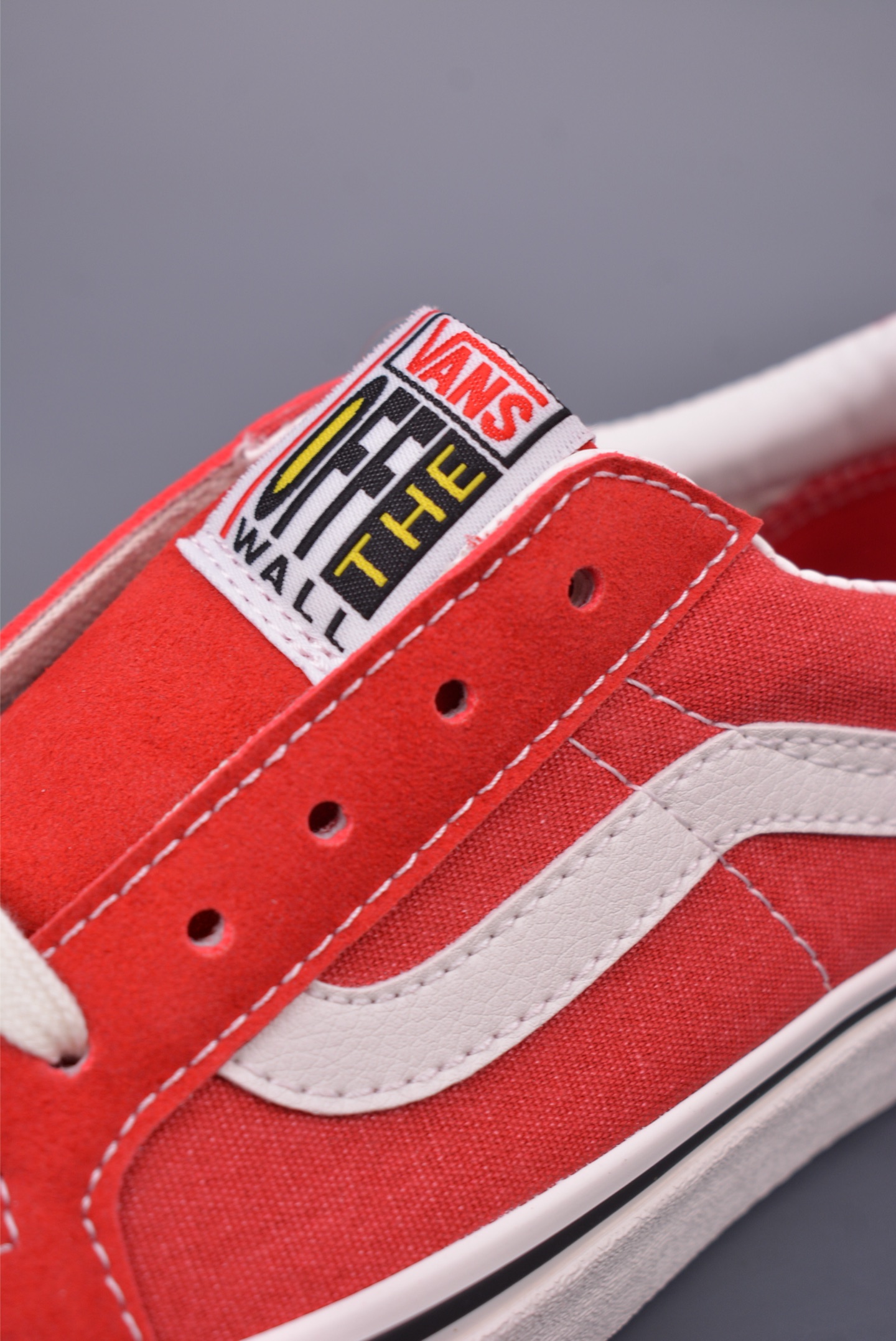 140 Vans SK8-Low 红白 全新一代 低帮硫化帆布鞋 VN0A4UWIX