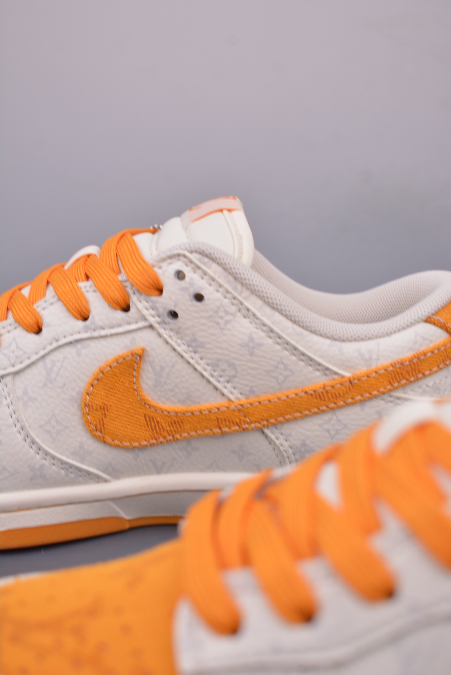 280 Nike SB Dunk Low LV联名 SC9772-803