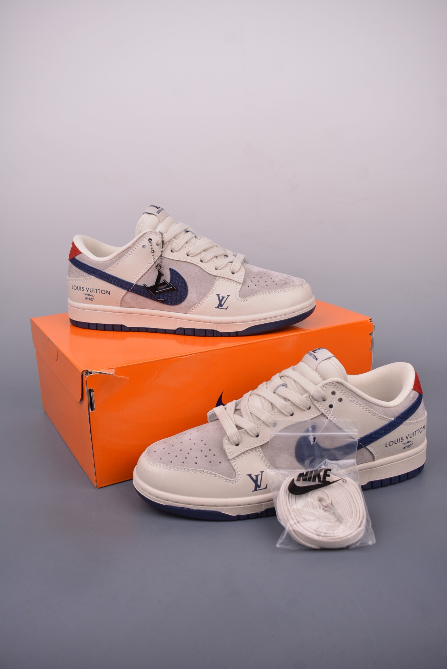 Nike SB Dunk Low Louis Vuitton Collab Cream White Blue Sneakers 6 i1747441492479 3976 0 4