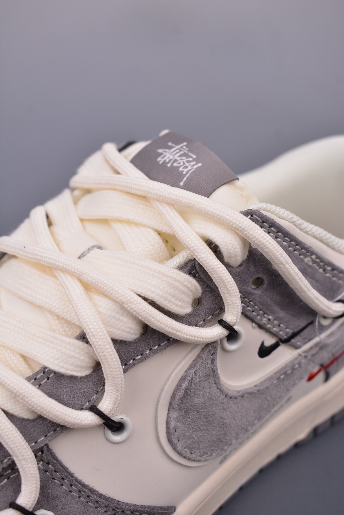 300 Nike SB Dunk Low 斯图西联名 解构抽绳鞋带 YX5066-328
