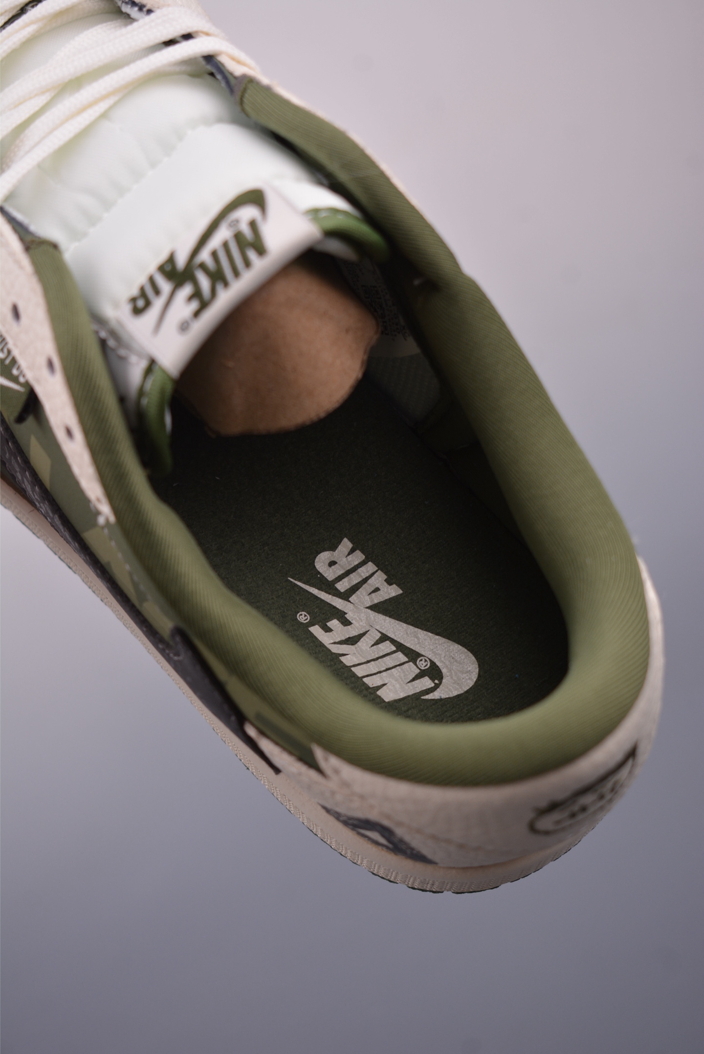 Fragment x Travis Scott x Palace Air Jordan 1 Low 三方联名倒钩 XS2024-030