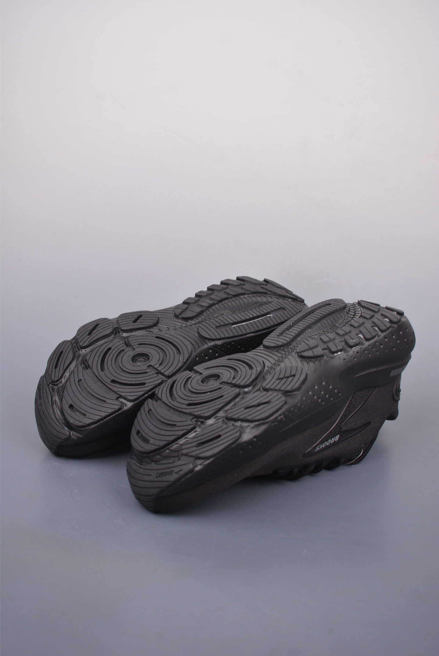 Brooks Glycerin 21: Lightweight, Breathable Running Shoes for Men and Women 3 i1747524866017 7878 0 2