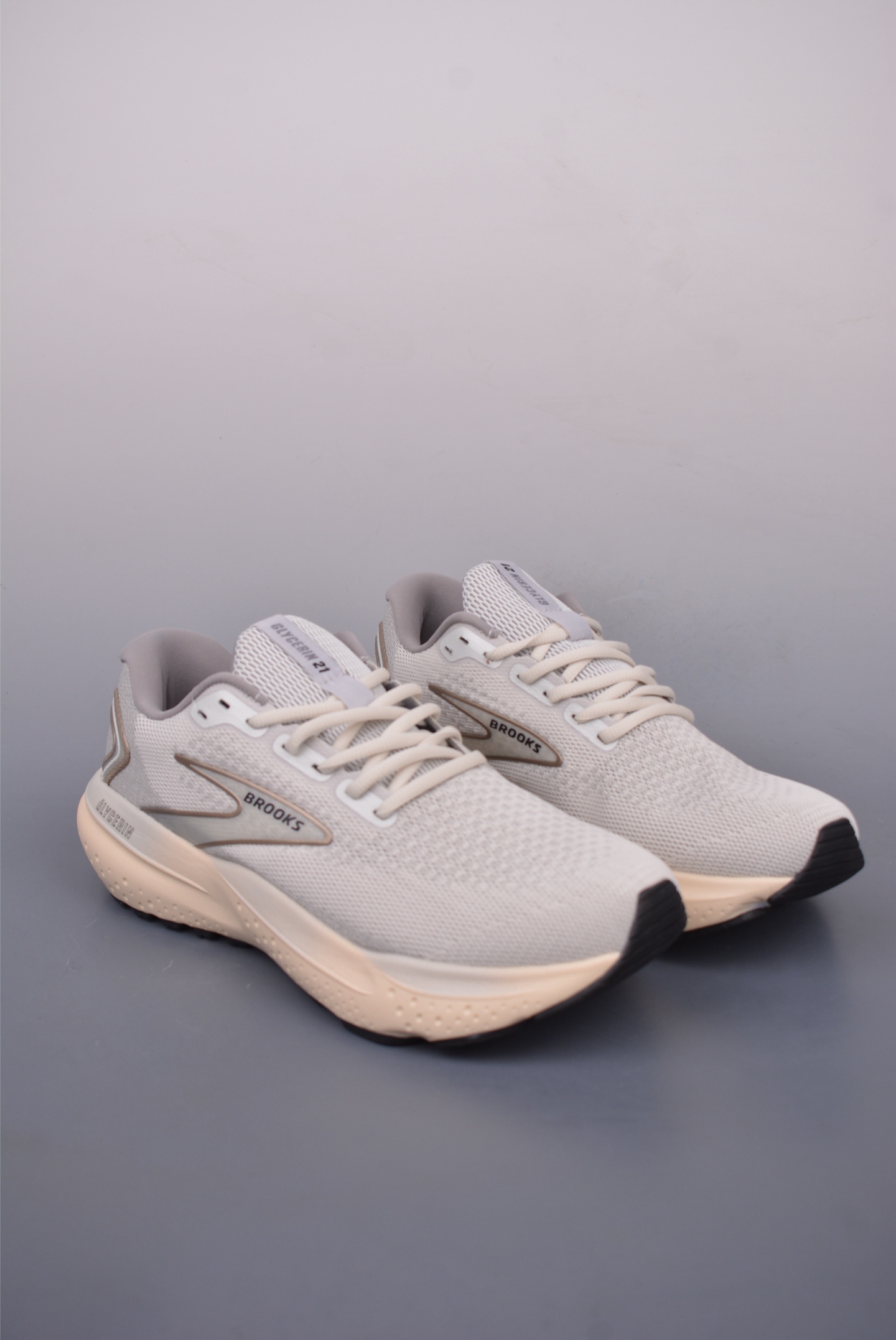 Brooks Glycerin 21: Lightweight, Breathable Running Shoes for Ultimate Comfort