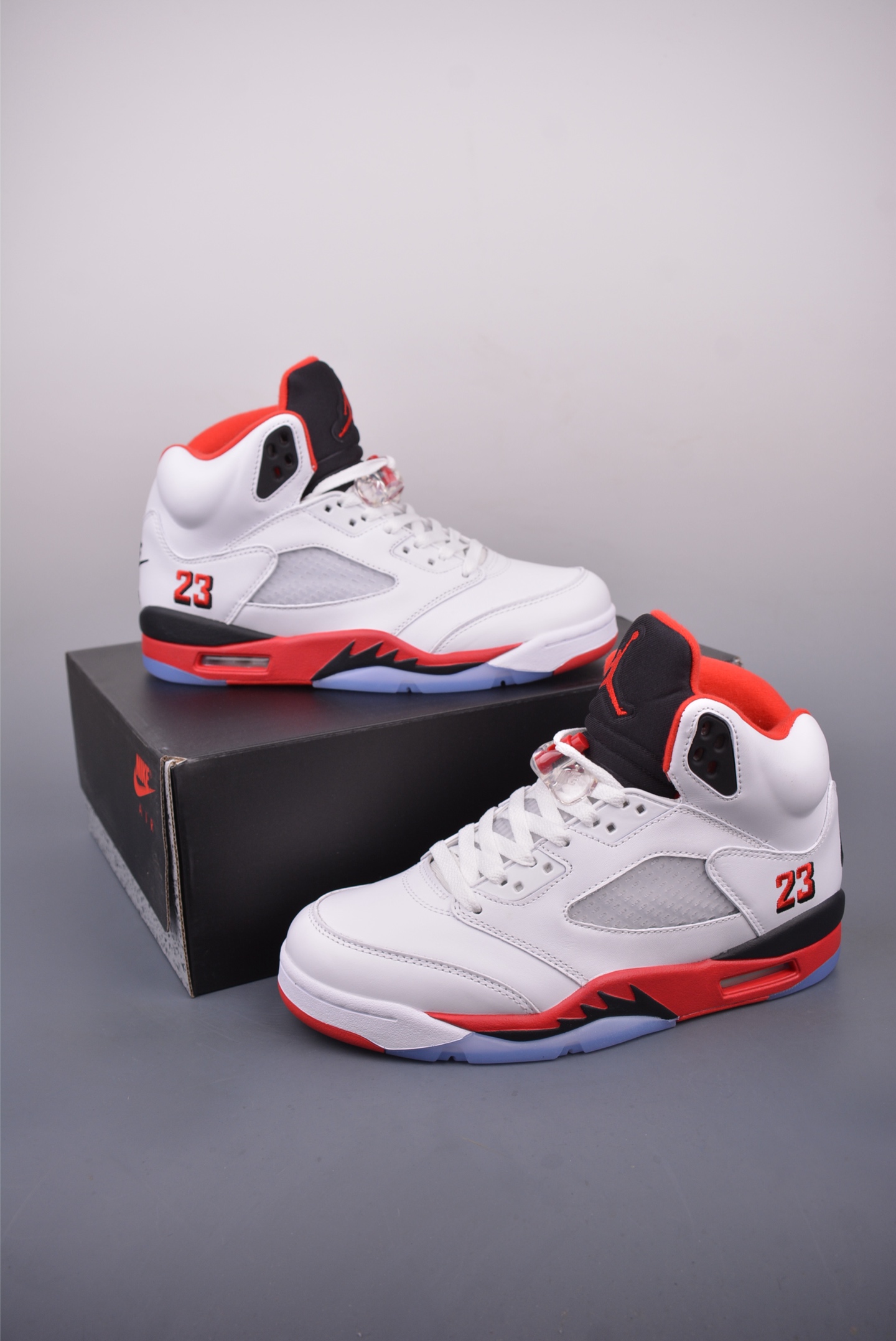 260 Jordan Air Jordan 5 Fire Red “Black Tongue”复刻白红 HQ7978-101
