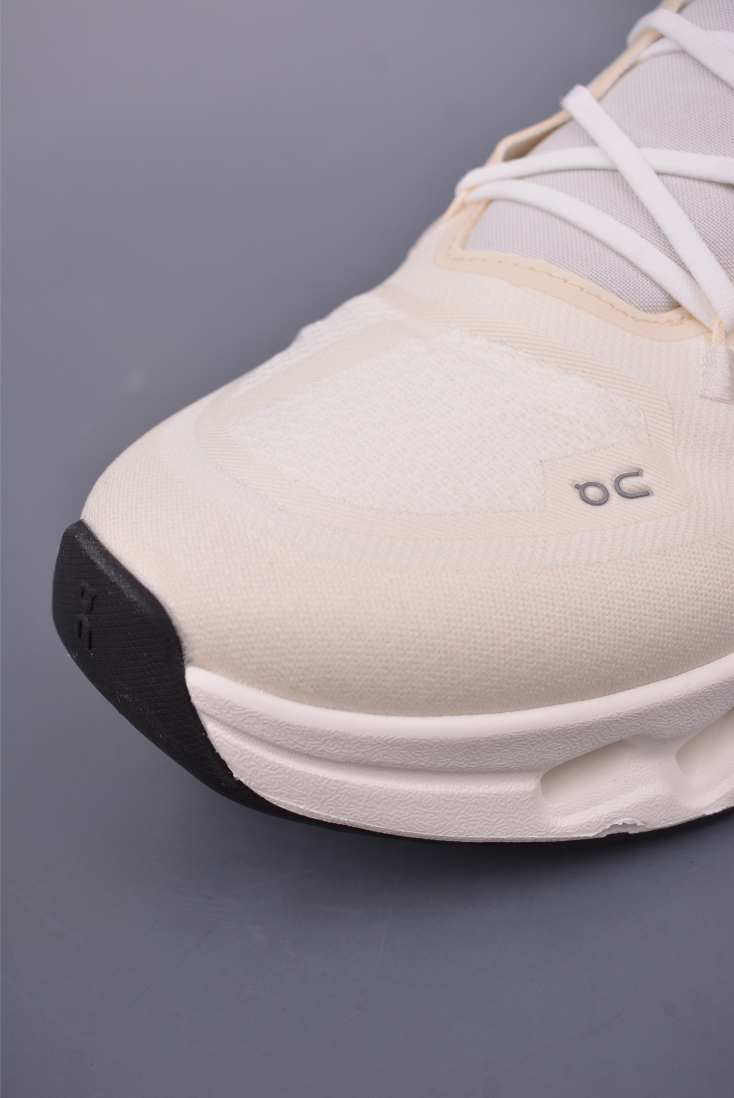 On Cloudmonster Hyper Running Shoes | Outdoor | Street Style | Urban Exploration 6 i1747525894183 892 0 5