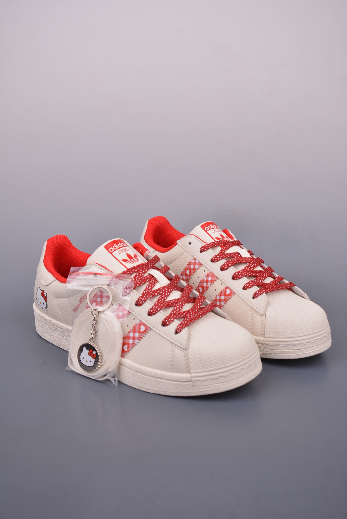 Adidas Originals Superstar Hello Kitty Sneaker - Limited Edition 2025 1 i1747525989229 4073 0 0