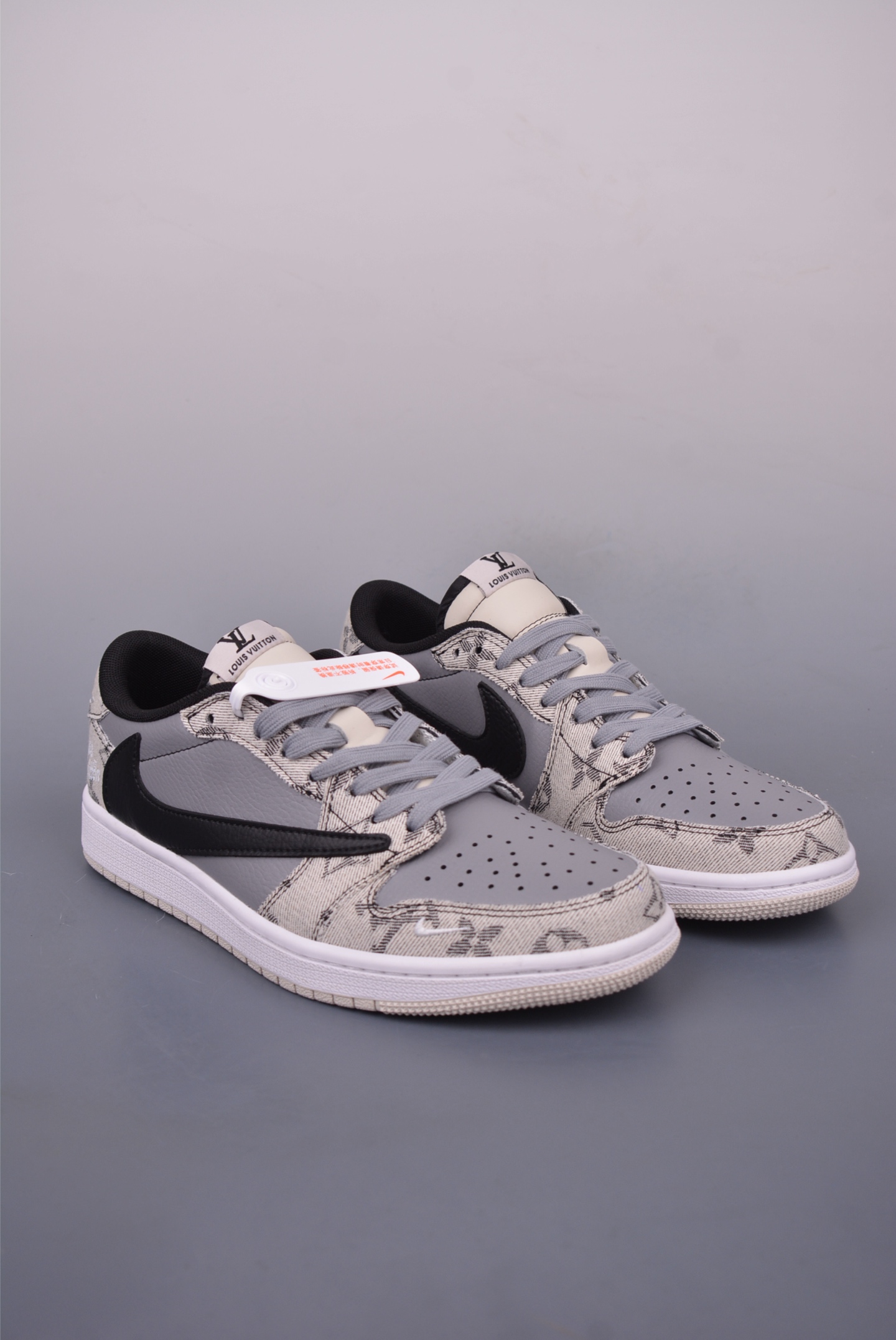 Fragment x Travis Scott x Louis Vuitton Air Jordan 1 Low Sneakers 2 i1747526217756 9595 0 0