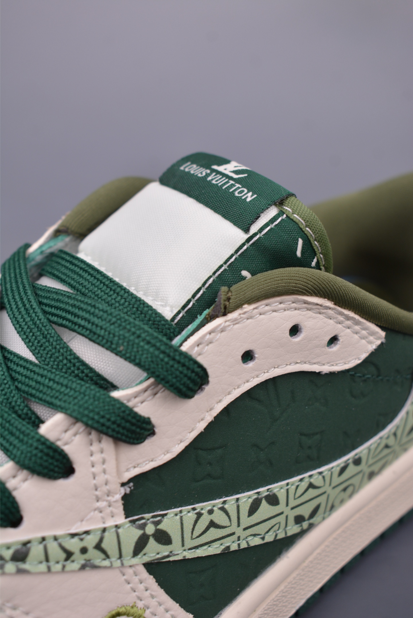 280 Fragment x Travis Scott x LV Air Jordan 1 Low 三方联名倒钩 XS2024-061