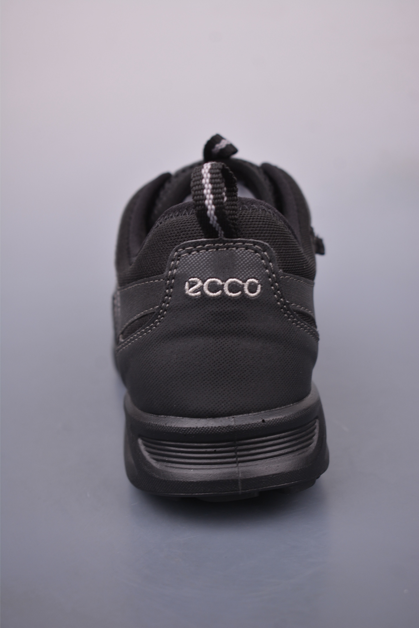 ECCO爱步运动男鞋 25年新款百搭跑步健身鞋 825774